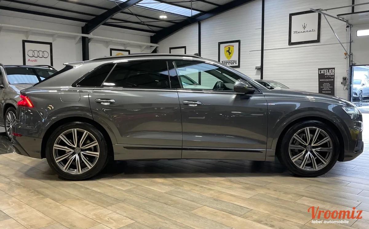 Audi Q8 