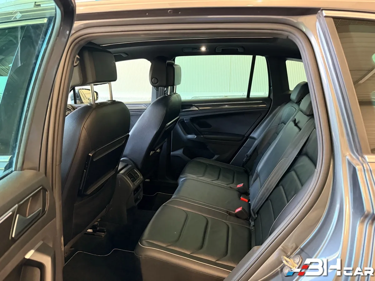Volkswagen Tiguan - photo 23