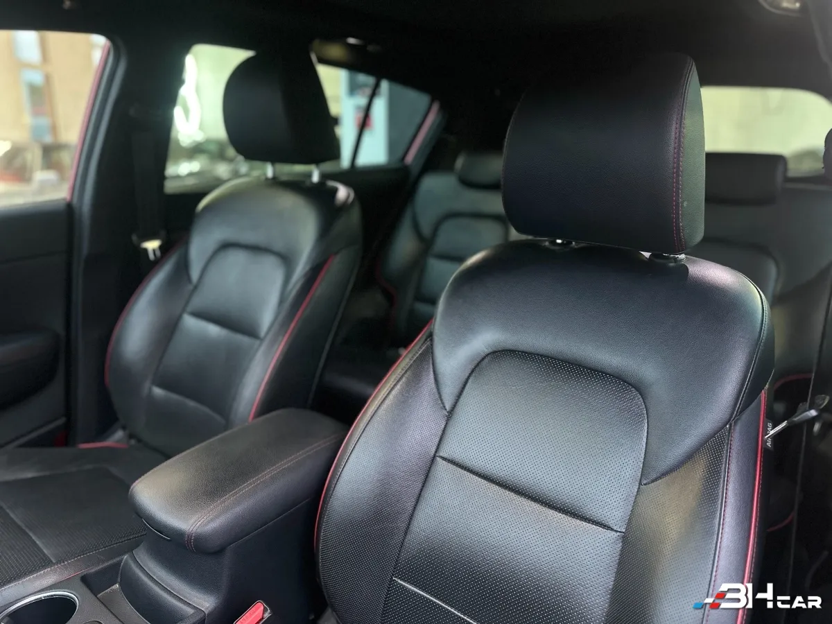 Kia Sportage - photo 14