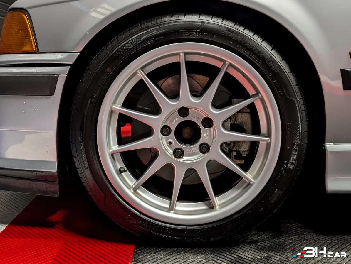 Bmw Serie 3 - photo 34