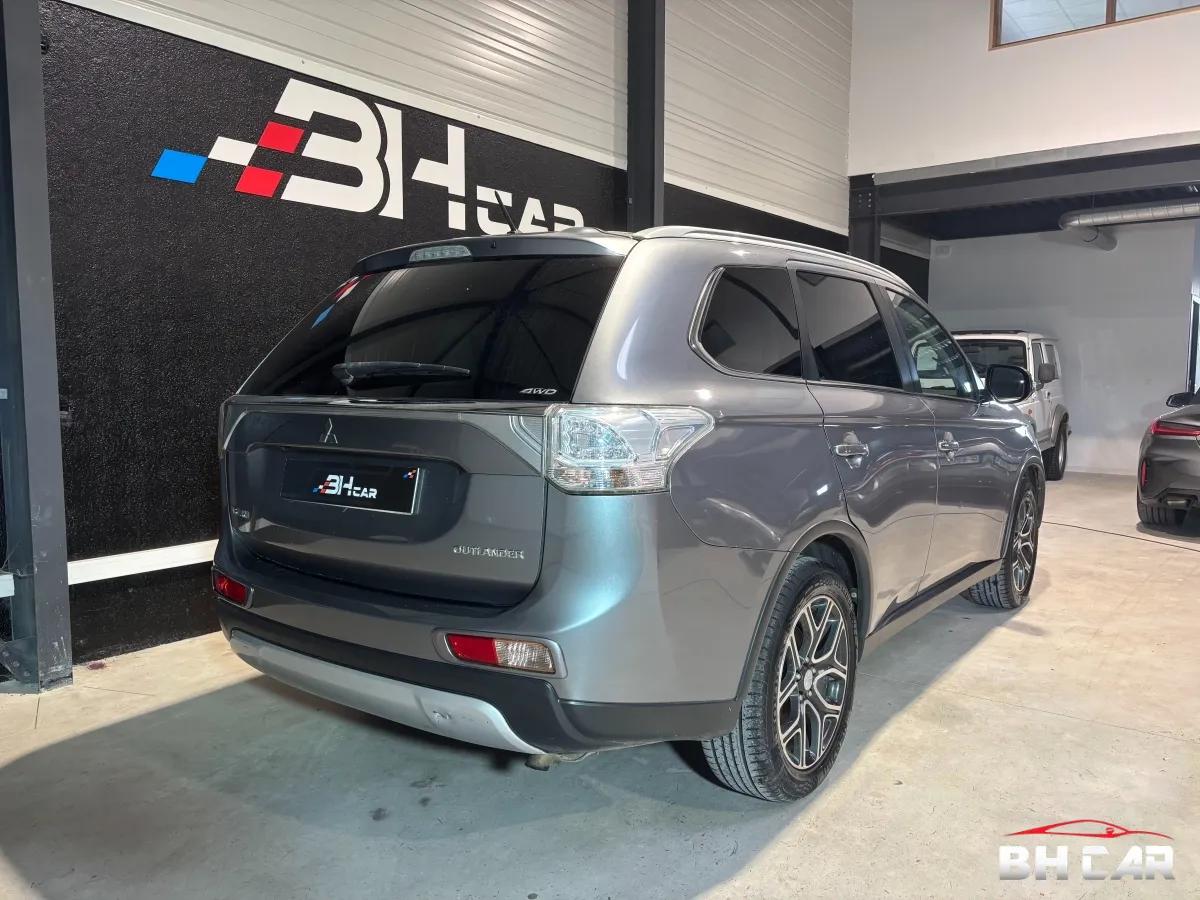 Aperçu indisponible de Mitsubishi Outlander