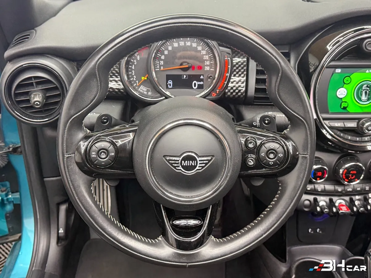 Mini Cabrio - photo 14