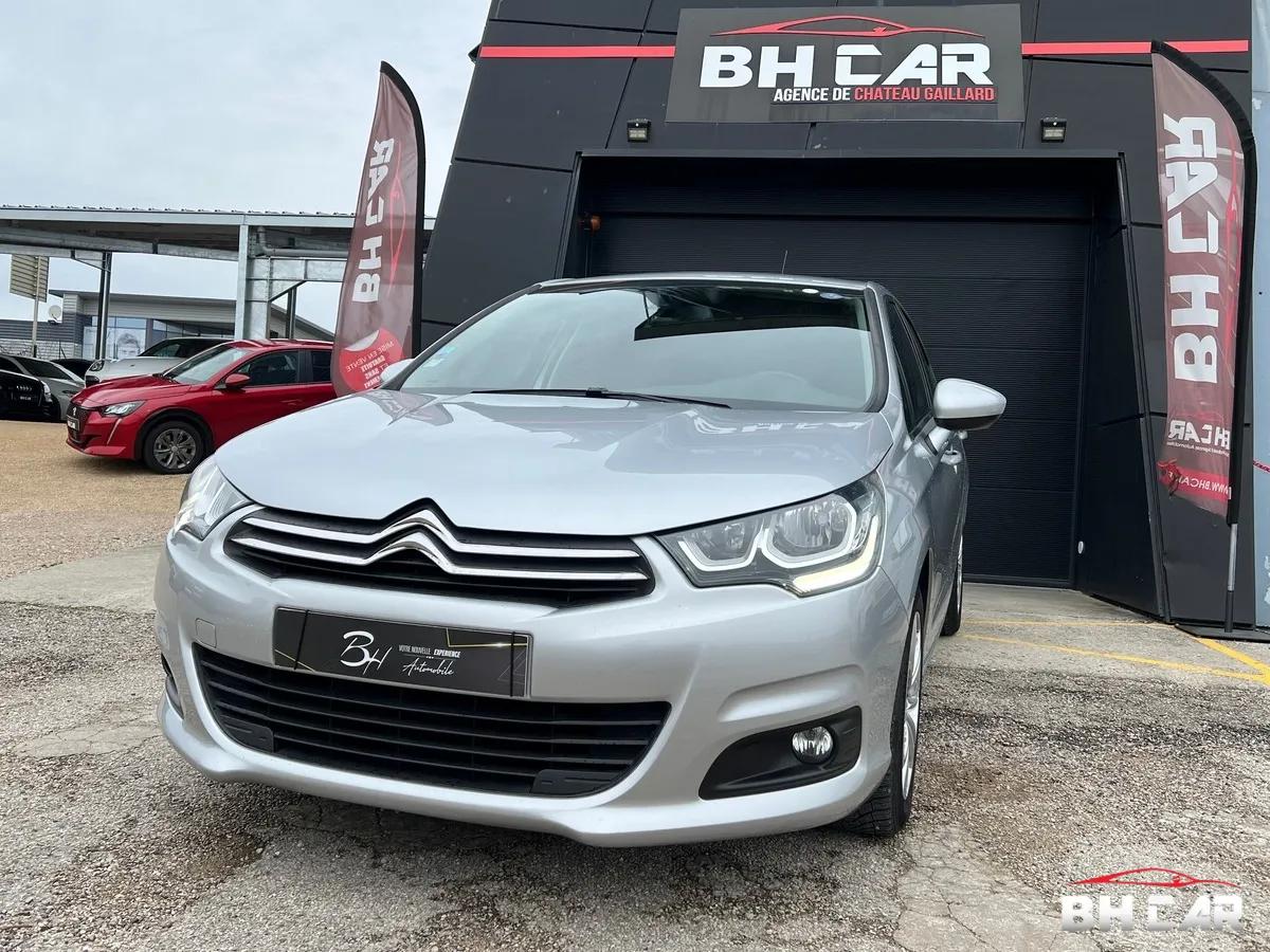 Image: Citroen C4 1.2 essence 110 - Entretien suivi avec factures - Distribution faite