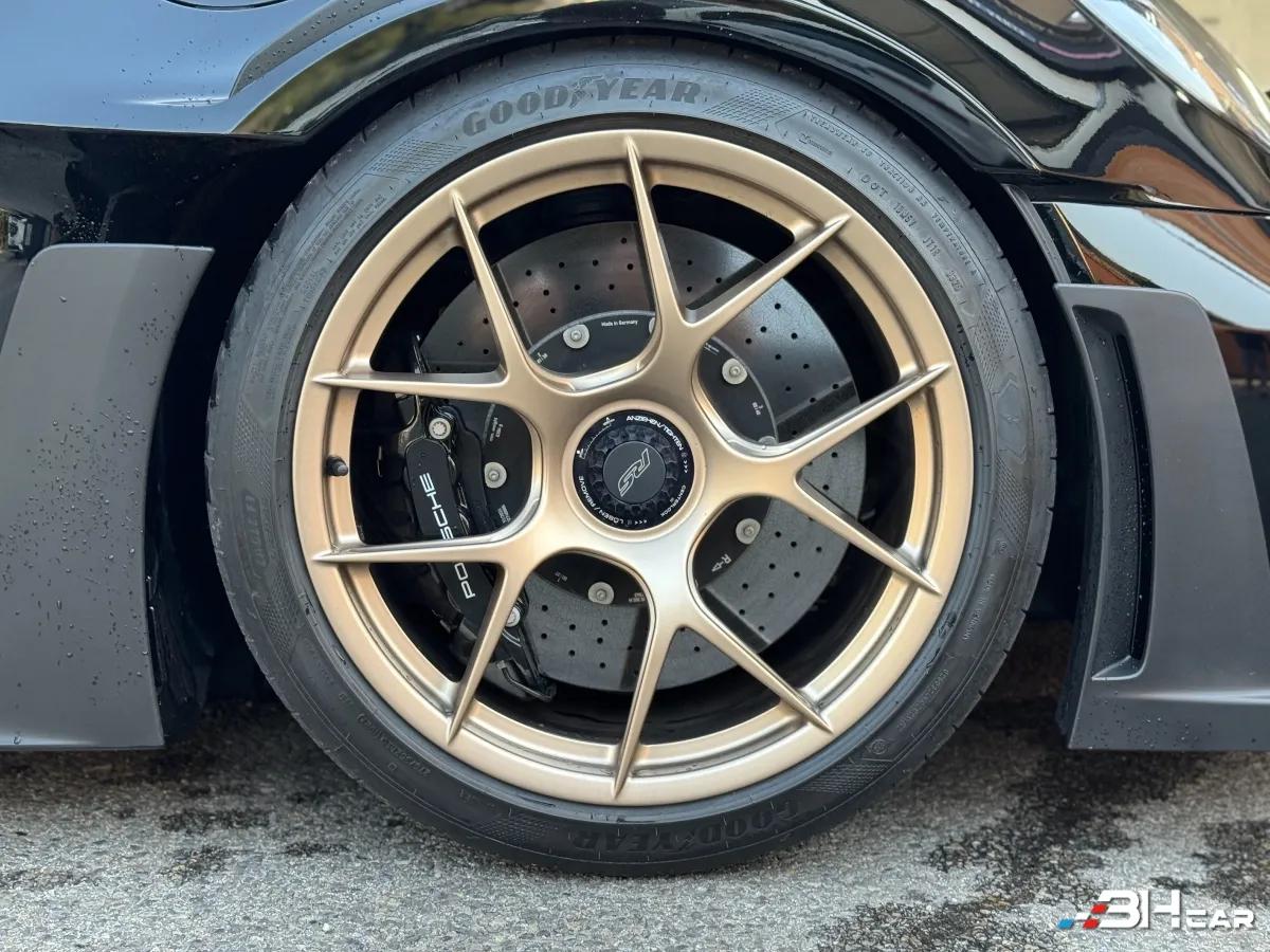 Aperçu indisponible de Porsche 911