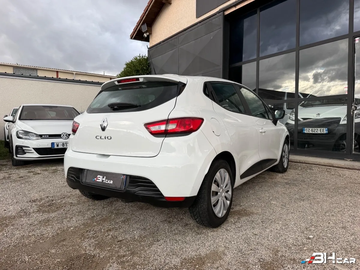 Renault Clio - photo 4