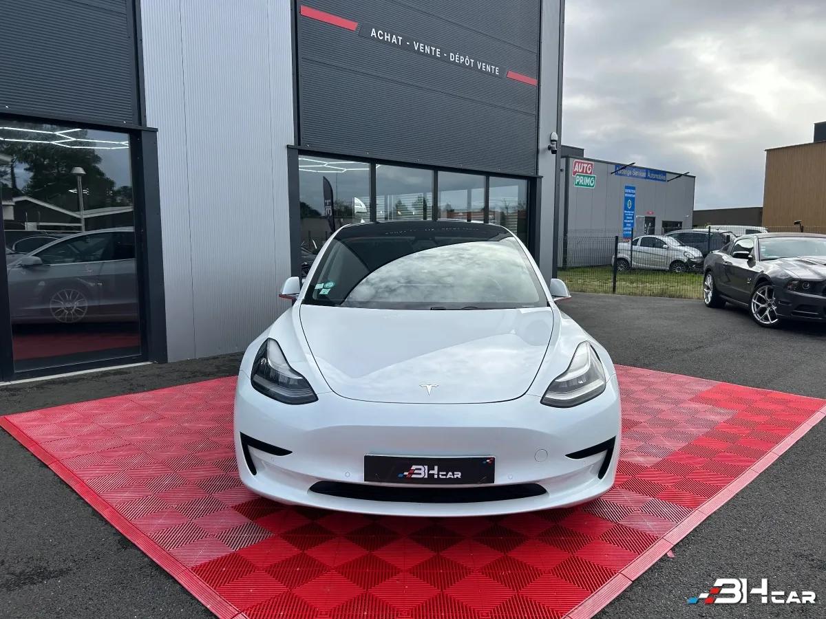 Aperçu indisponible de Tesla Model-3