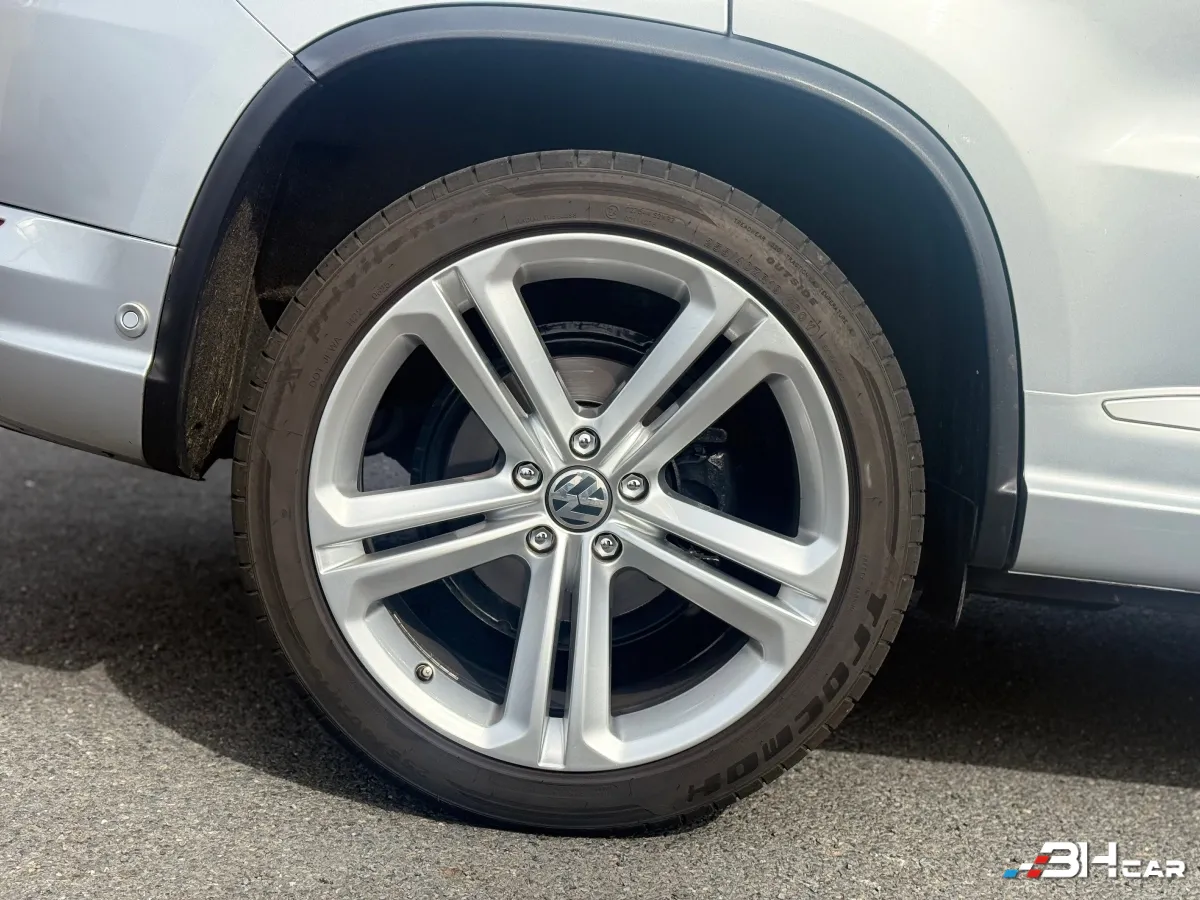 Volkswagen Tiguan - photo 30