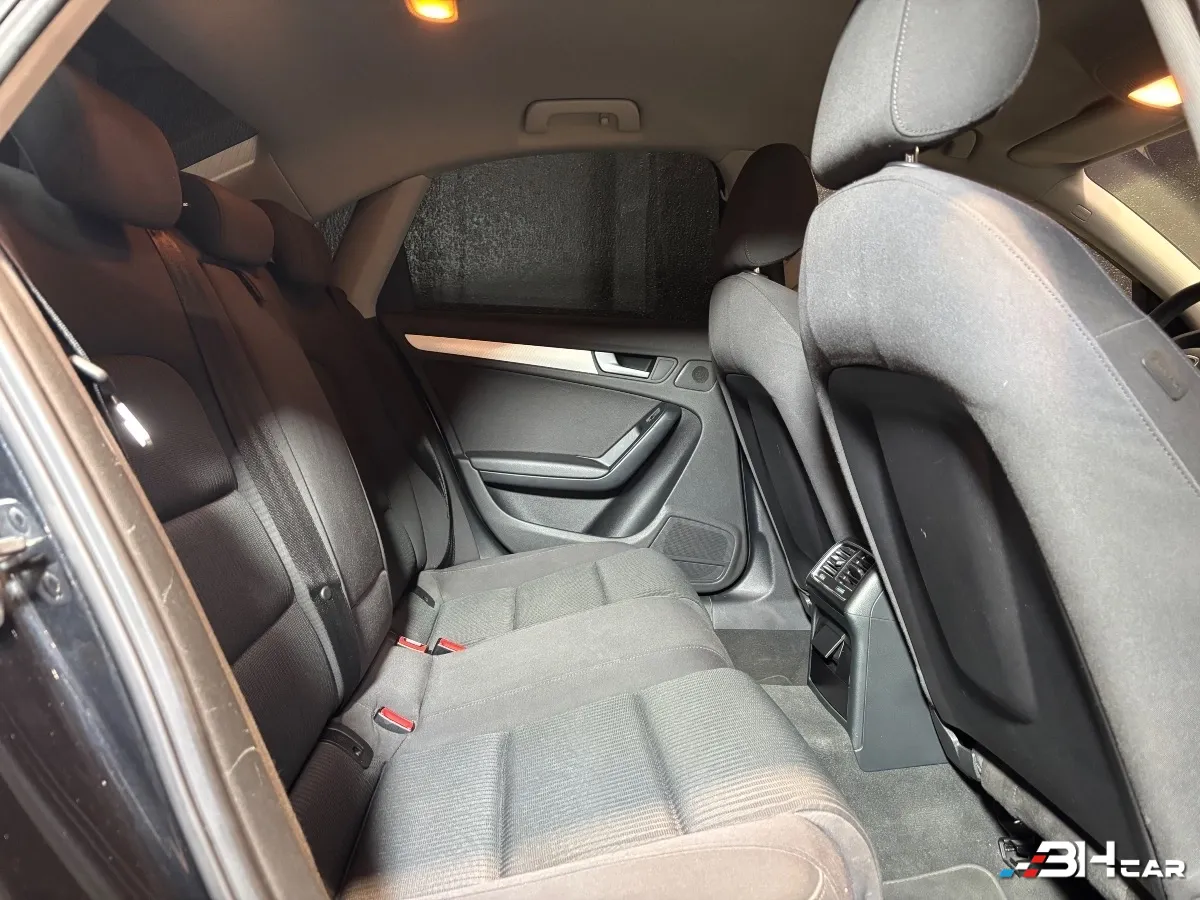 Audi A4 - photo 17