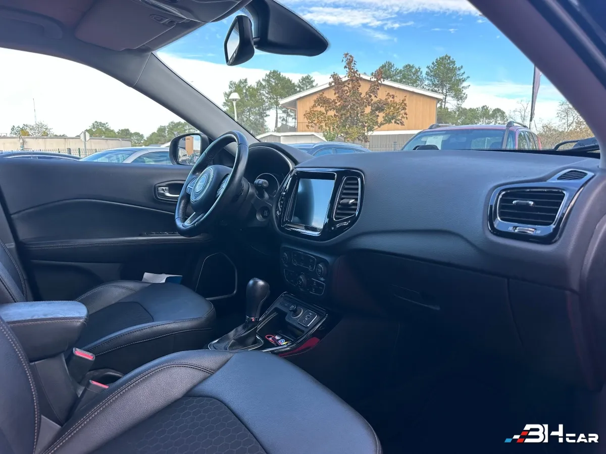 Jeep Compass - photo 8
