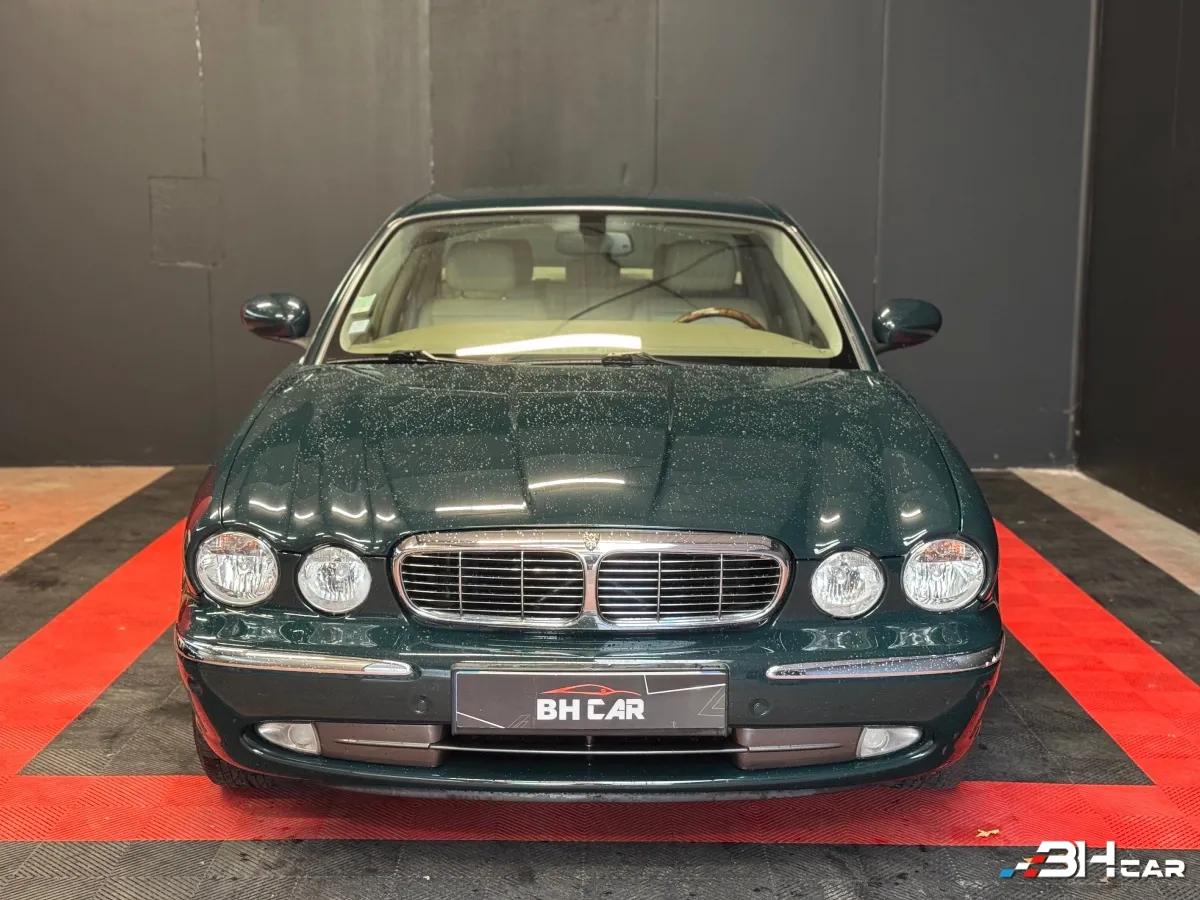 Aperçu indisponible de Jaguar XJ8