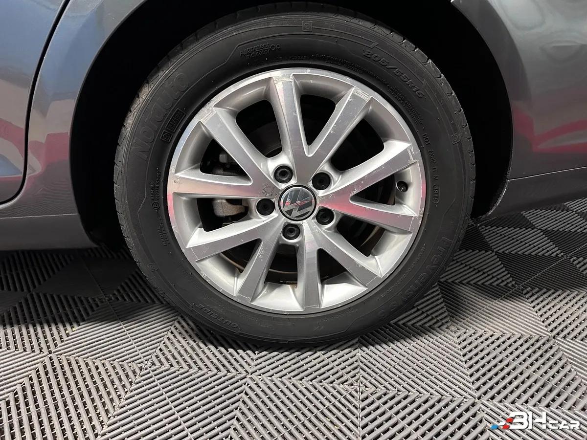 Aperçu indisponible de Volkswagen Golf