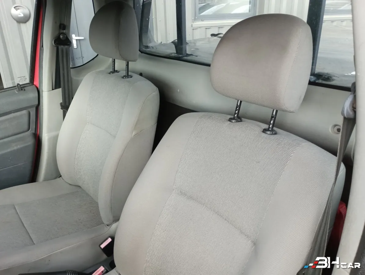 Dacia Logan - photo 15