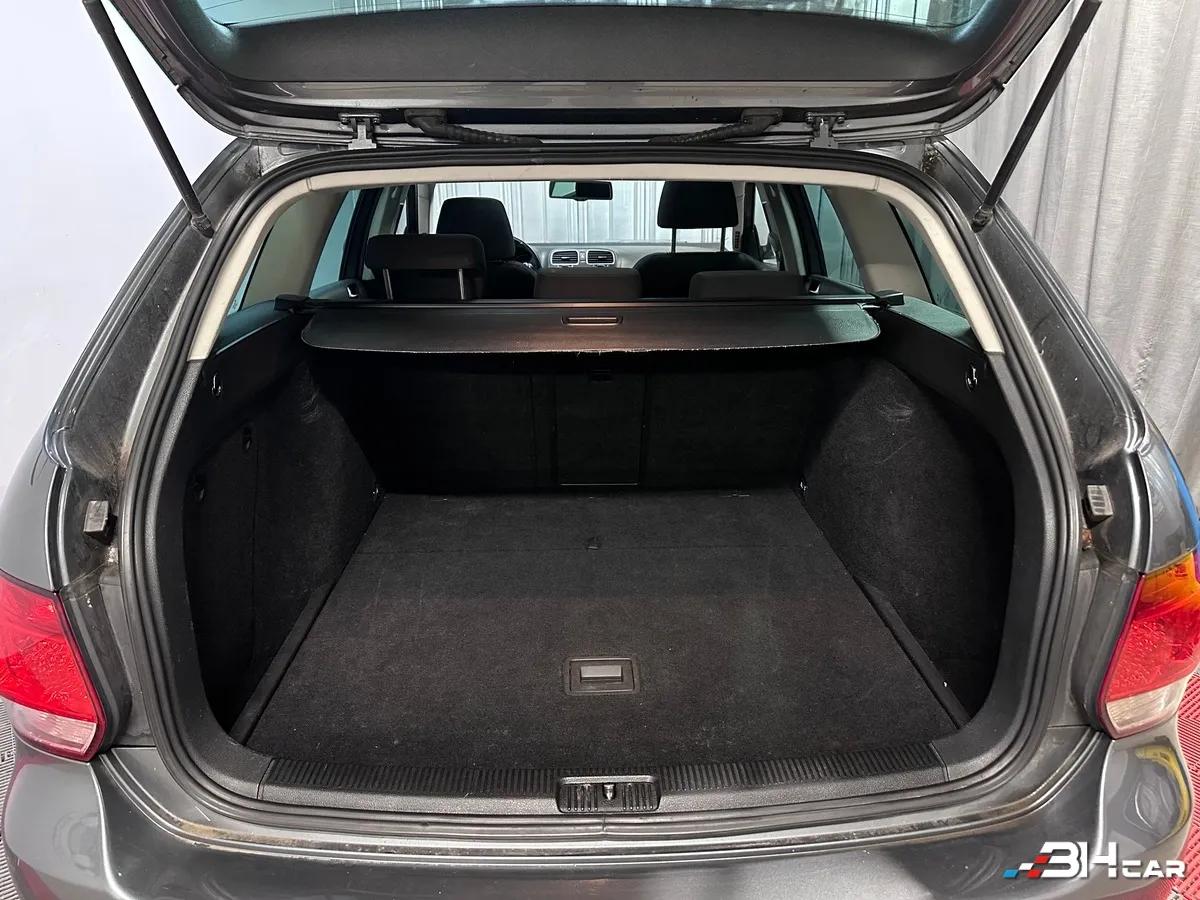 Aperçu indisponible de Volkswagen Golf