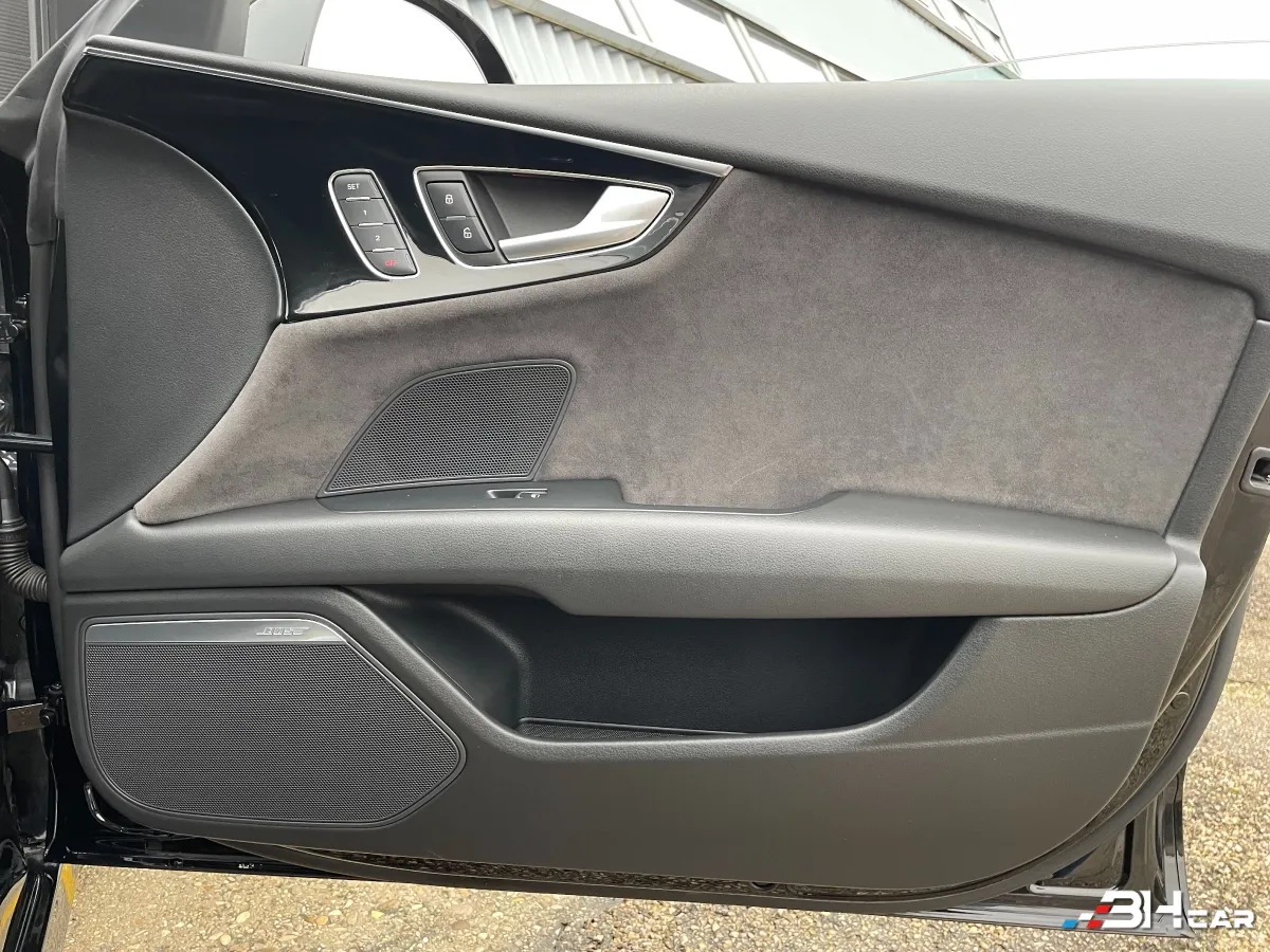 Audi A7 - photo 25