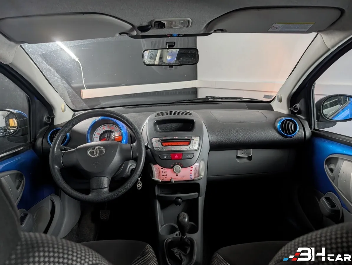 Toyota Aygo - photo 3