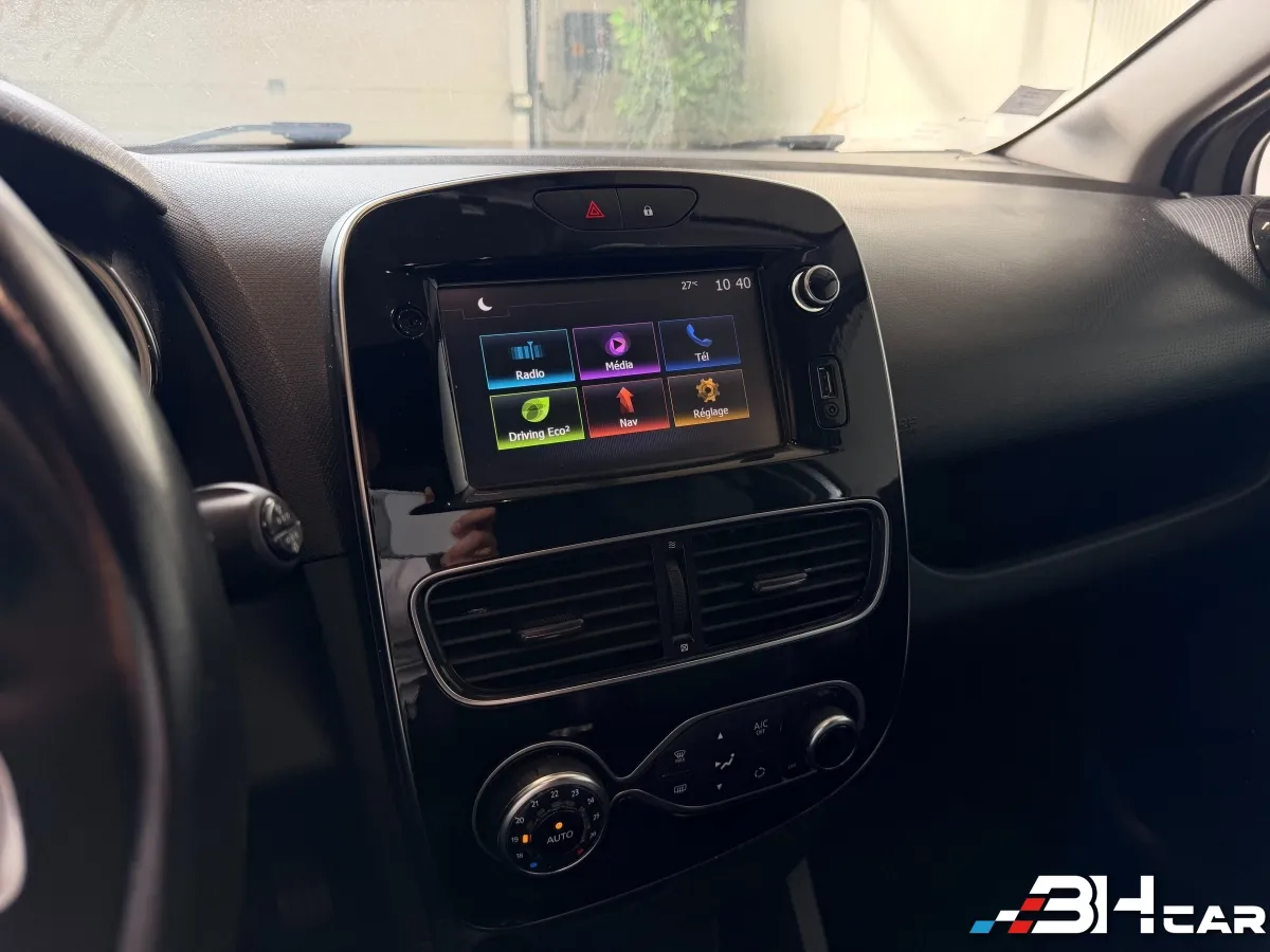 Renault Clio - photo 14
