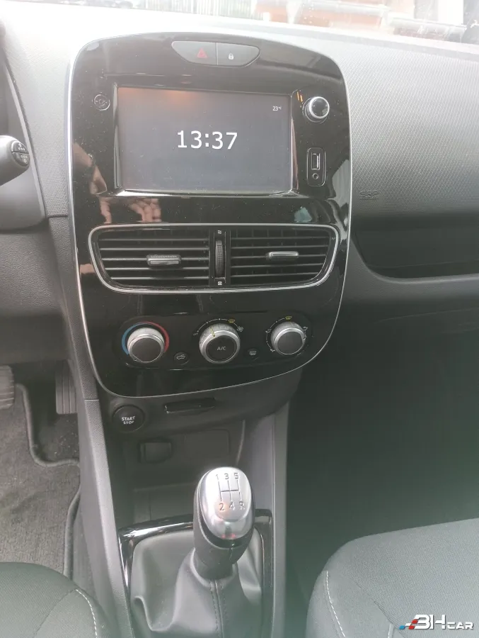 Renault Clio - photo 27