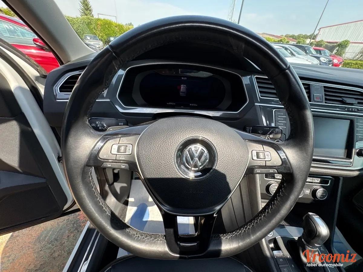 Volkswagen Tiguan 2.0 TDI 150 BLUEMOTION CARAT EXCLUSIVE DSG BVA