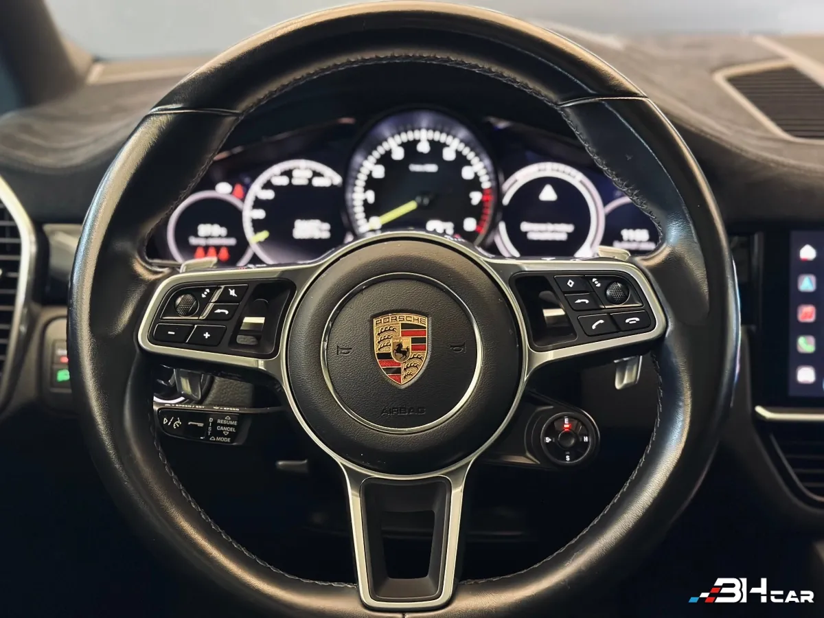 Porsche Cayenne - photo 15