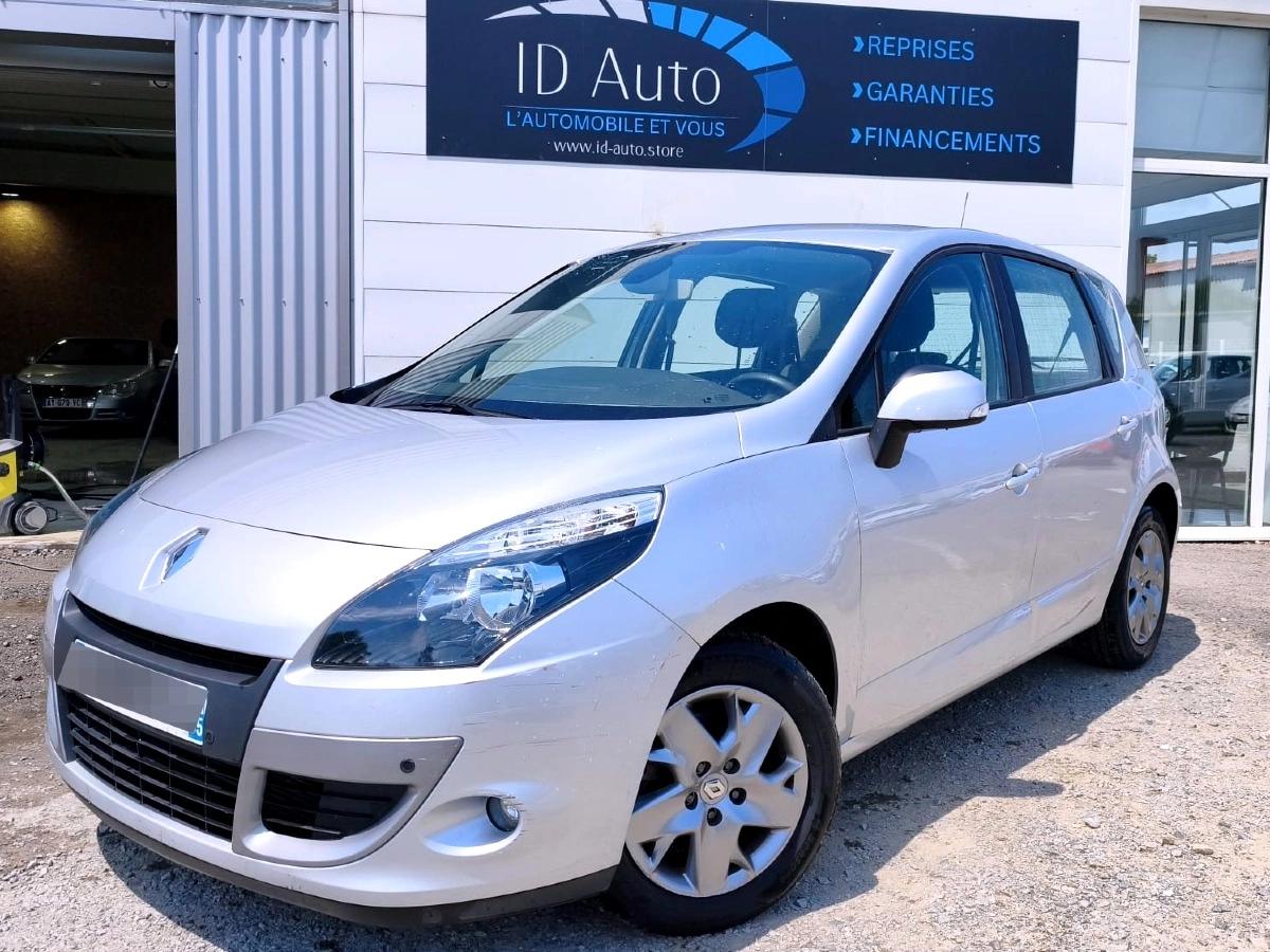 RENAULT Scenic