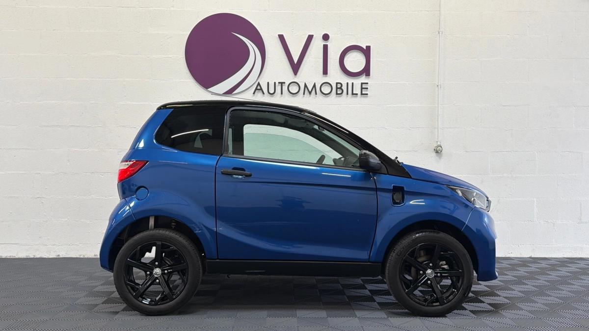 AIXAM E-City