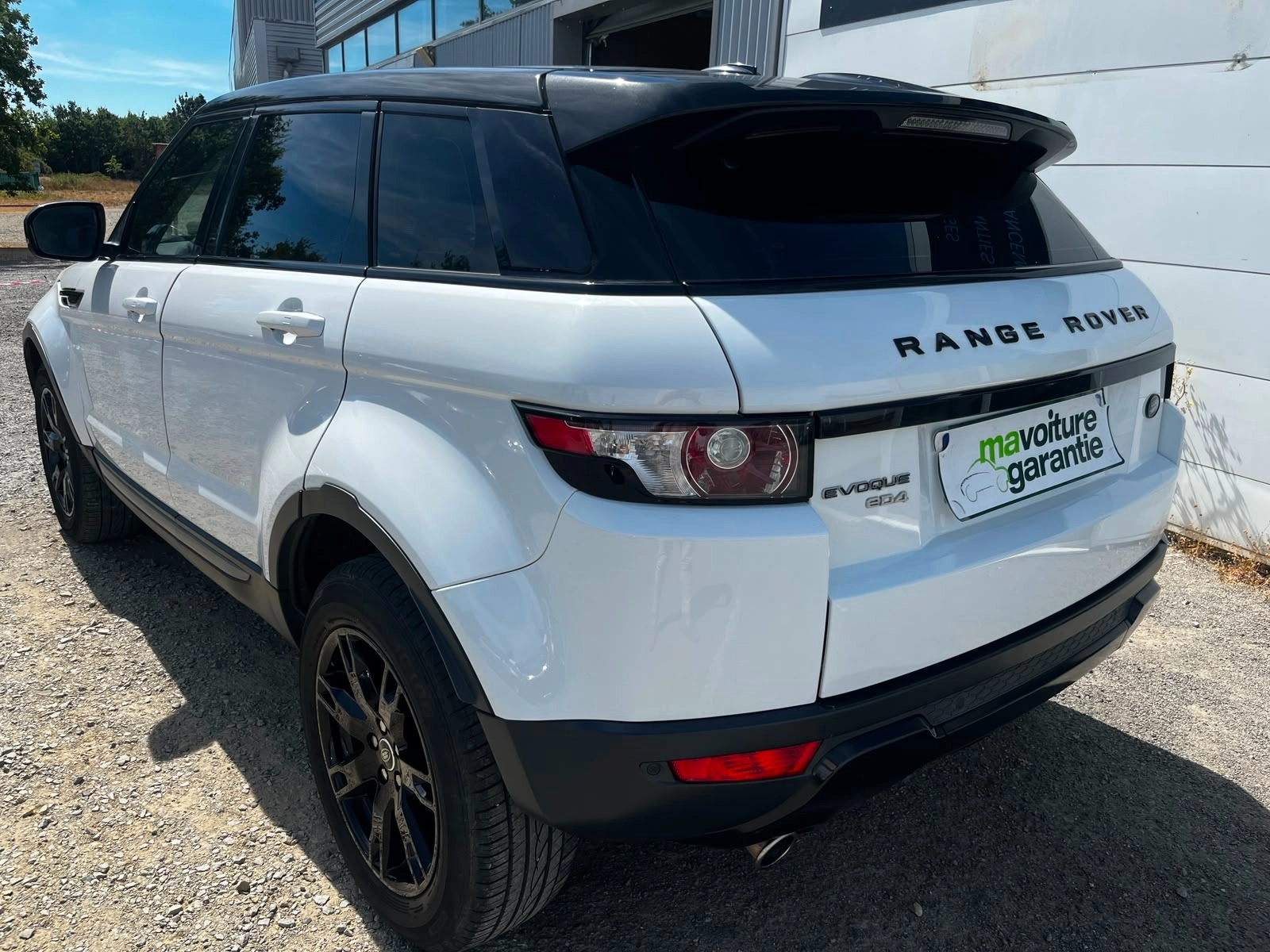Land Rover Range Rover Evoque 2.2 ED4 150 DYNAMIC 2WD MOTEUR NEUF 40 000 KM GARANTIE 12 MOIS — photo 3