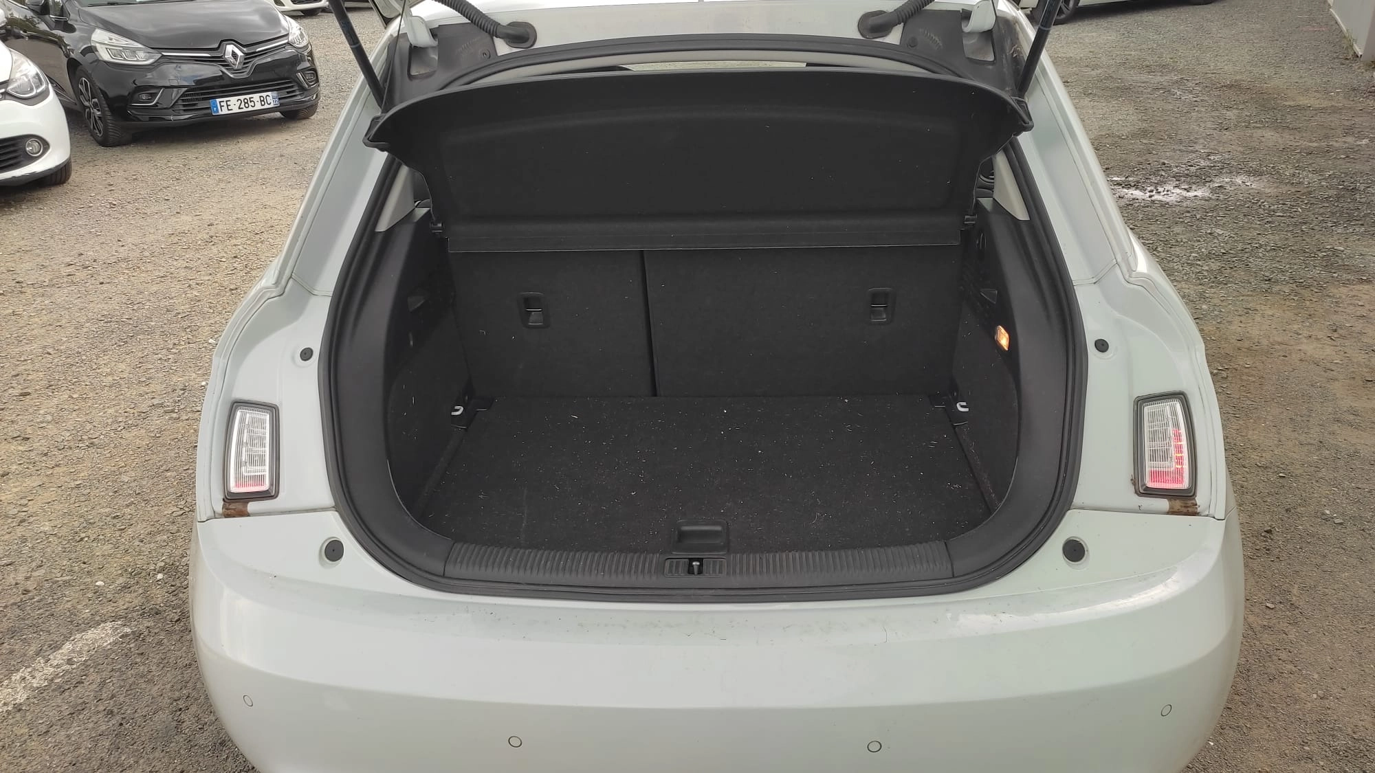 Audi A1 1.6 TDI 90 AMBIENTE GARANTIE 12 MOIS SPORTBACK 1.6 TDI 90 AMBIENTE — photo 4