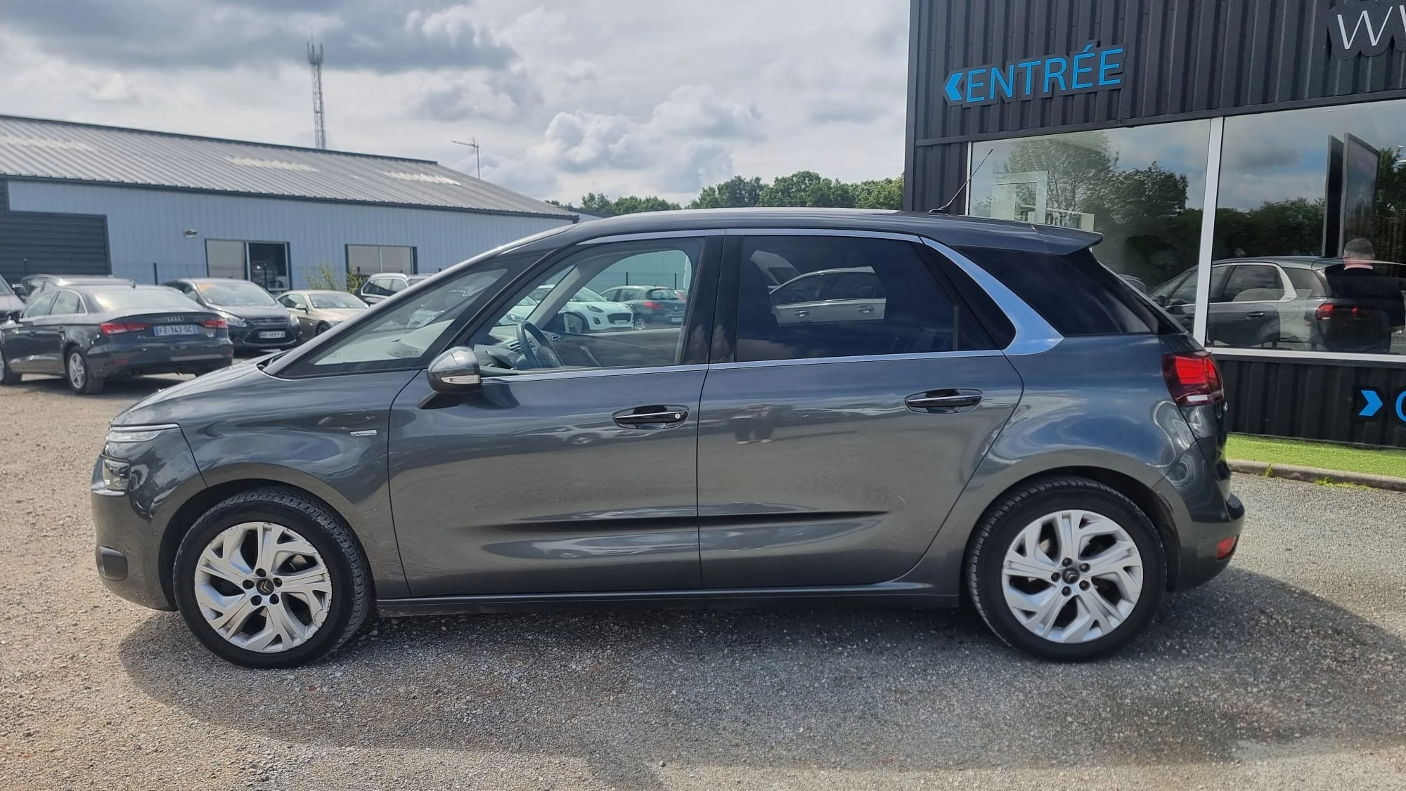 Citroen C4 Picasso 1.6 HDI  / Garantie 12 mois 1.6 HDI 110 EXCLUSIVE — photo 3