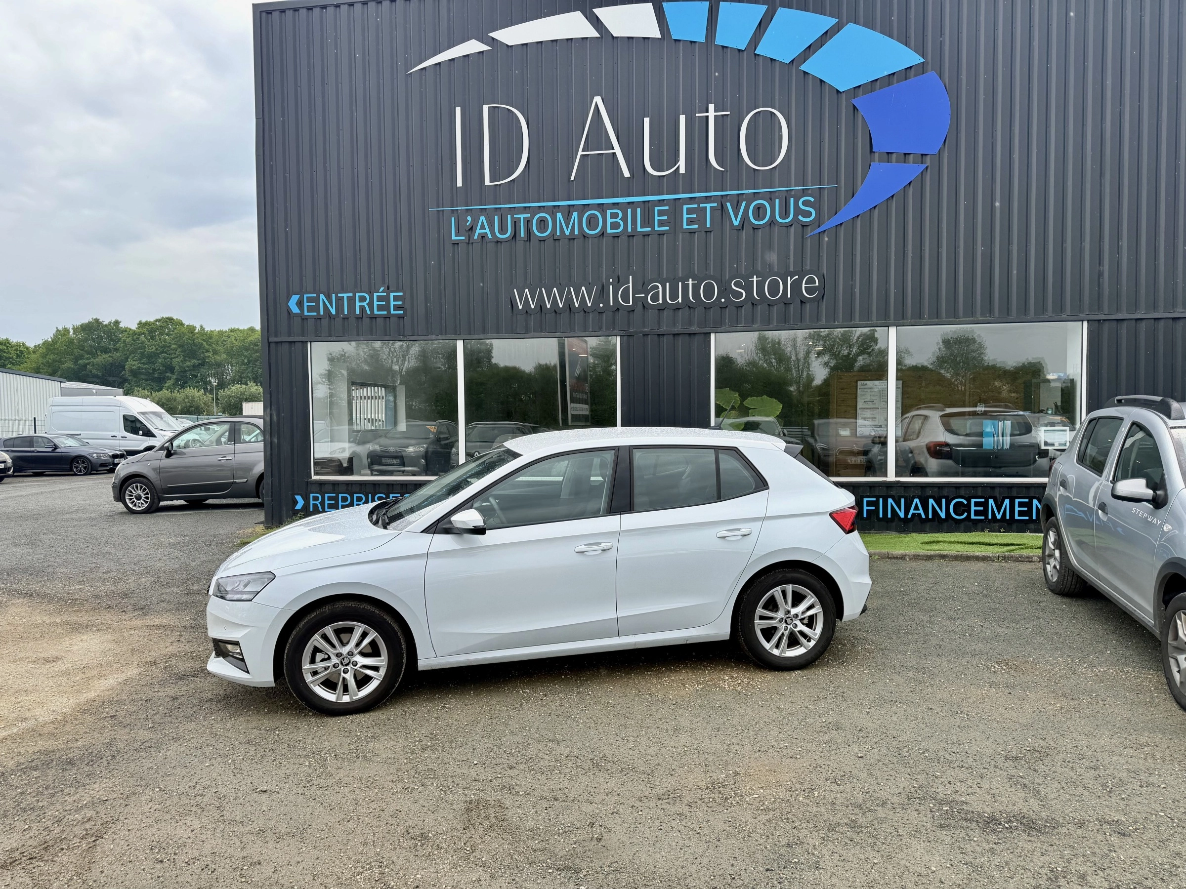Skoda Fabia 1.0 TSI 115 EVO2 SELECTION DSG BVA Garantie 12 mois — photo 2