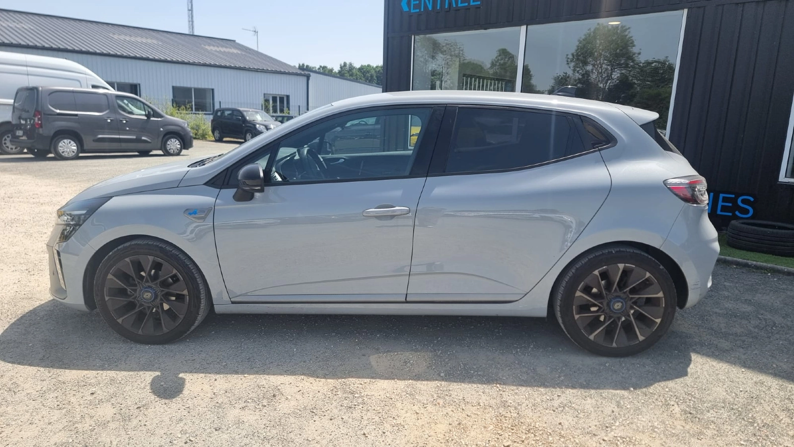 Renault Clio 1.0 TCE 90 ESPRIT ALPINE — photo 3