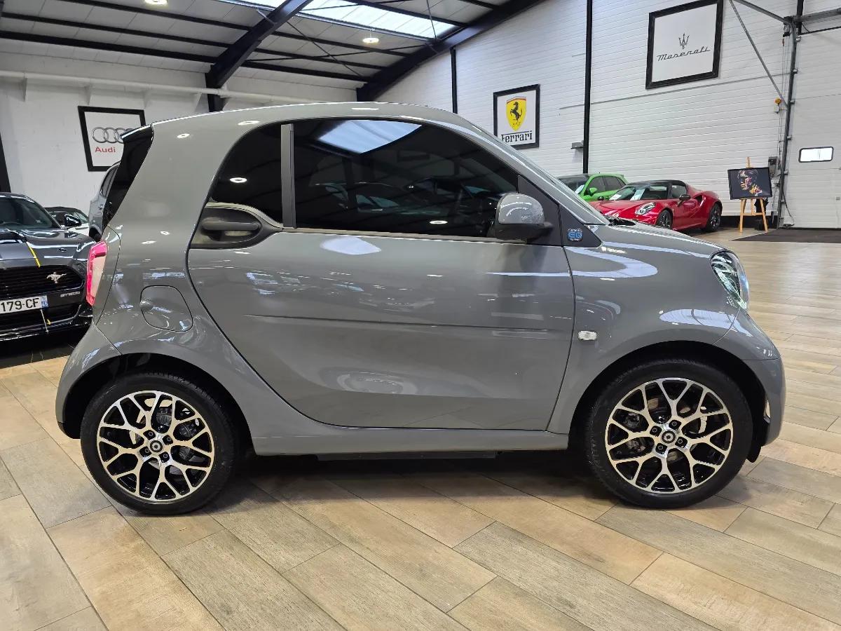 Smart Eq Fortwo ELECTRIC 80 56PPM 17.6KWH AVEC-BATTERIE PRIME BVA