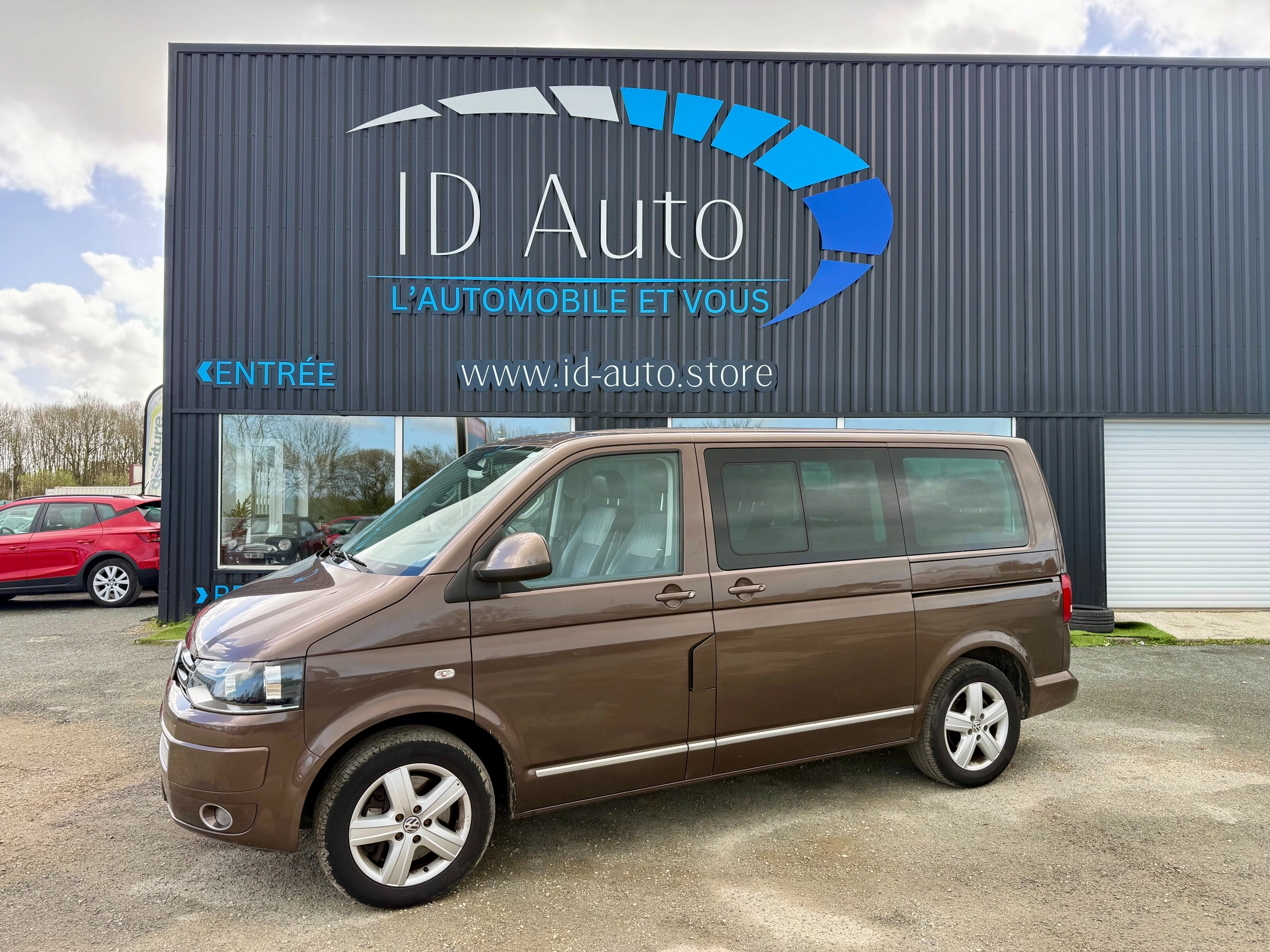 Volkswagen Multivan T5 2.0 TDI 180 CH Carat Garantie 12 Mois MINIBUS T5 2.0 TDI 180 BLUEMOTION HIGH LINE