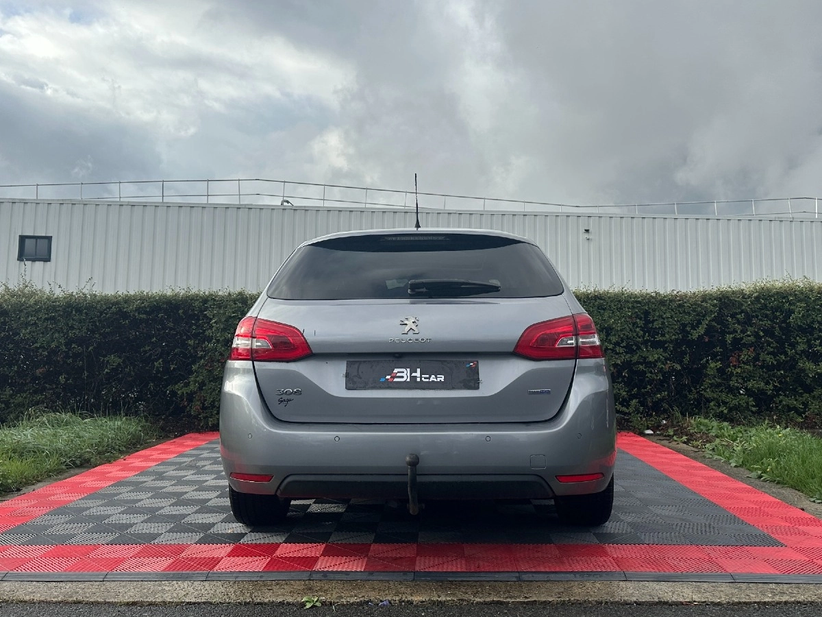 Peugeot 308 - photo 4