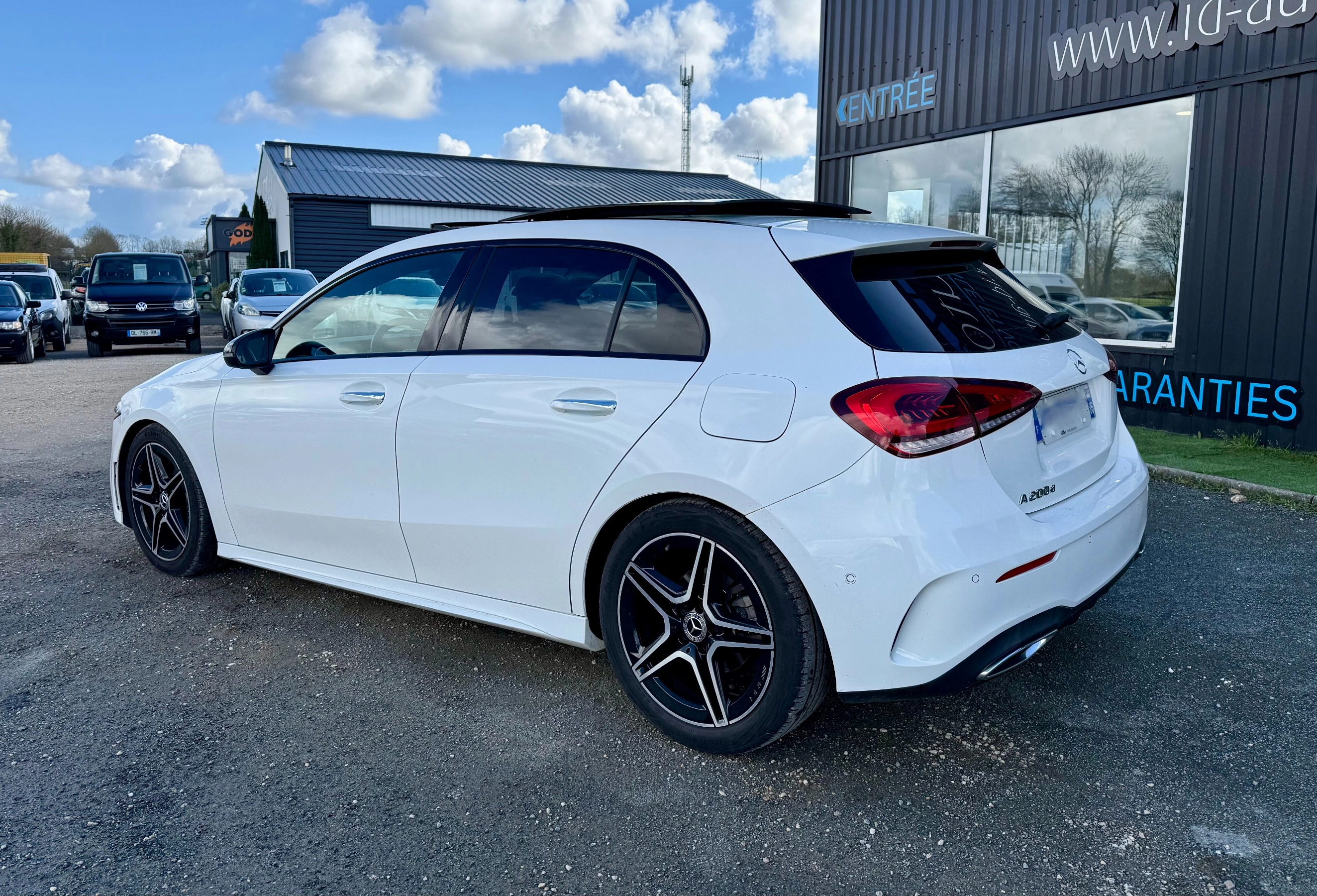Mercedes Classe A 2.0 200 D 150 AMG LINE 8G-DCT Garantie 12 Mois 2.0 200 D 150 AMG LINE 8G-DCT BVA — photo 3