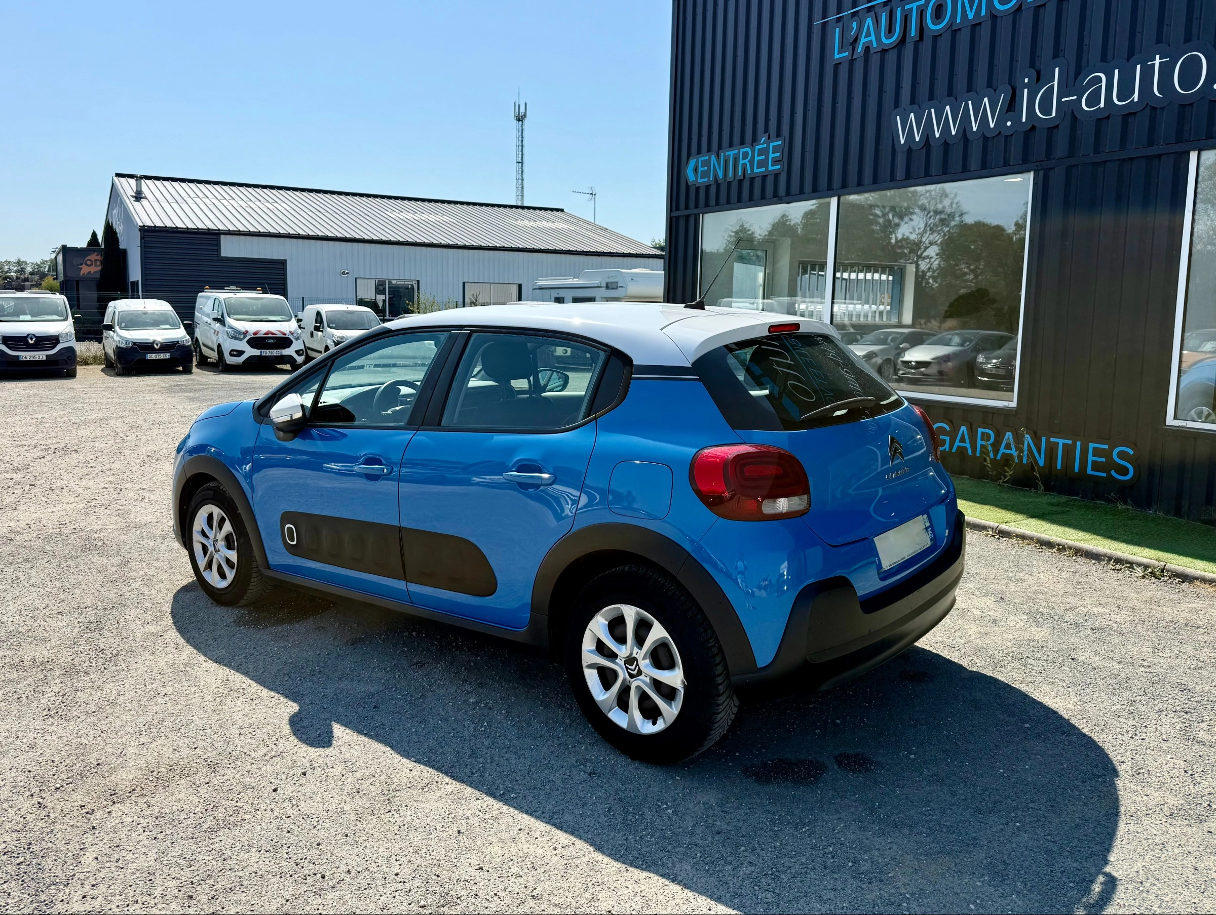 Citroen C3 GENERATION-III 1.6 BLUEHDI 100 CH FEEL GARANTIE 12 MOIS GENERATION-III 1.6 BLUEHDI 100 FEEL START-STOP — photo 3
