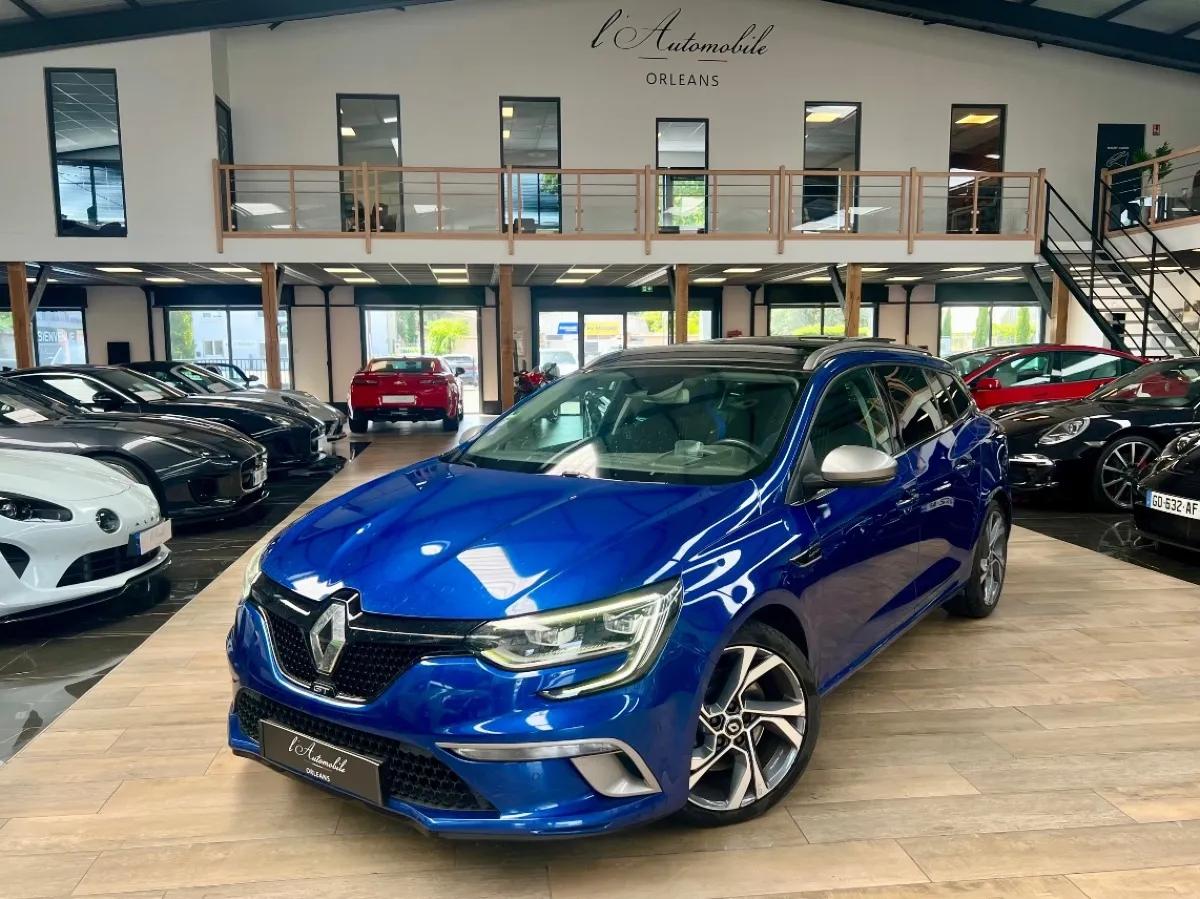 Renault Megane IV ESTATE GT 1.6 TCe 205 4CONTROL EDC7 /ATTELAGE/BOSE/TOIT PANO/CAM/HUD/