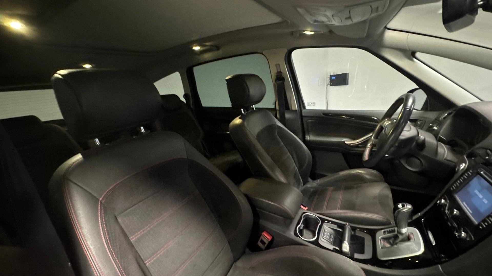 Ford S-max