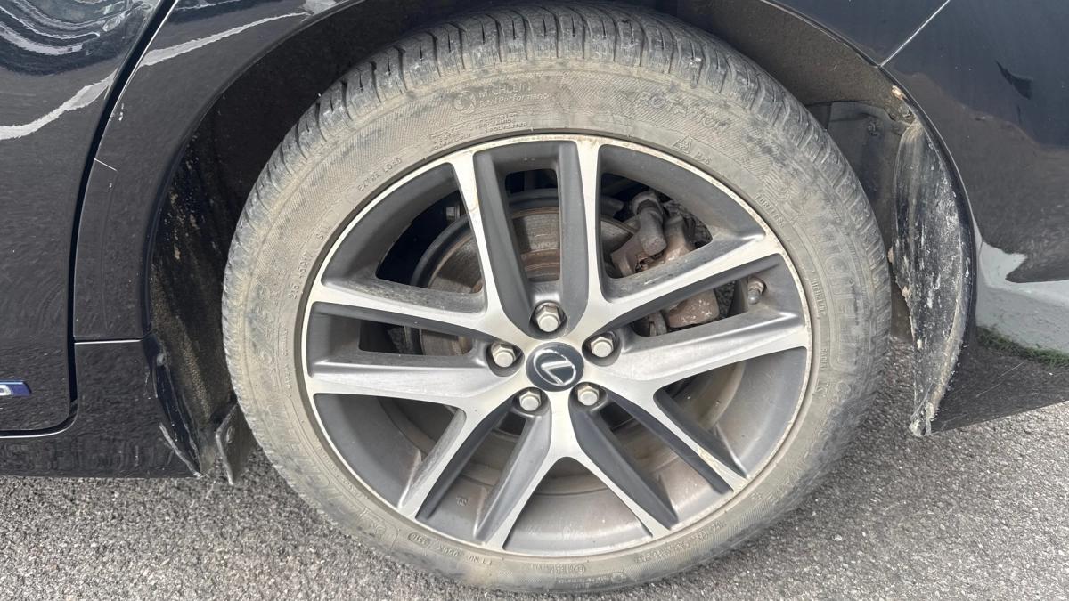 Lexus CT200H