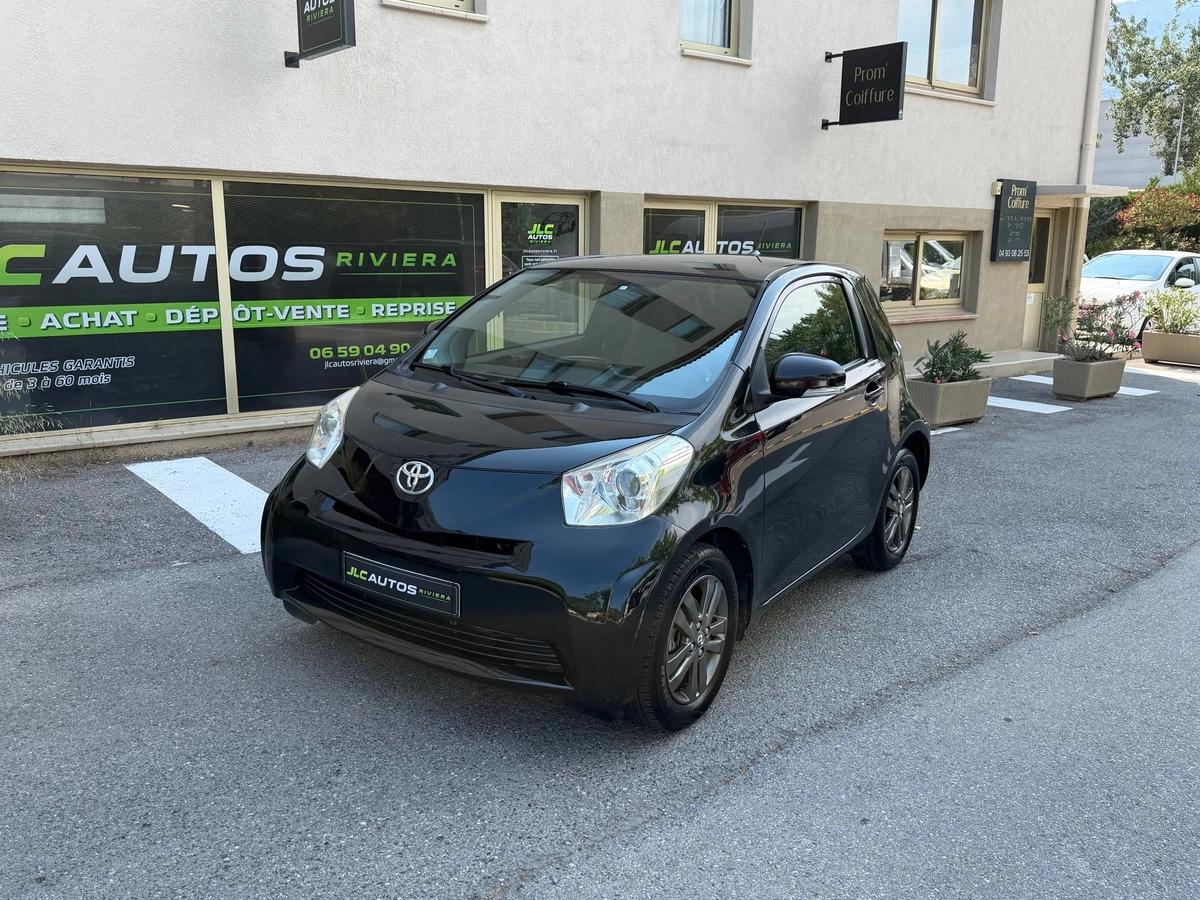 Toyota iQ