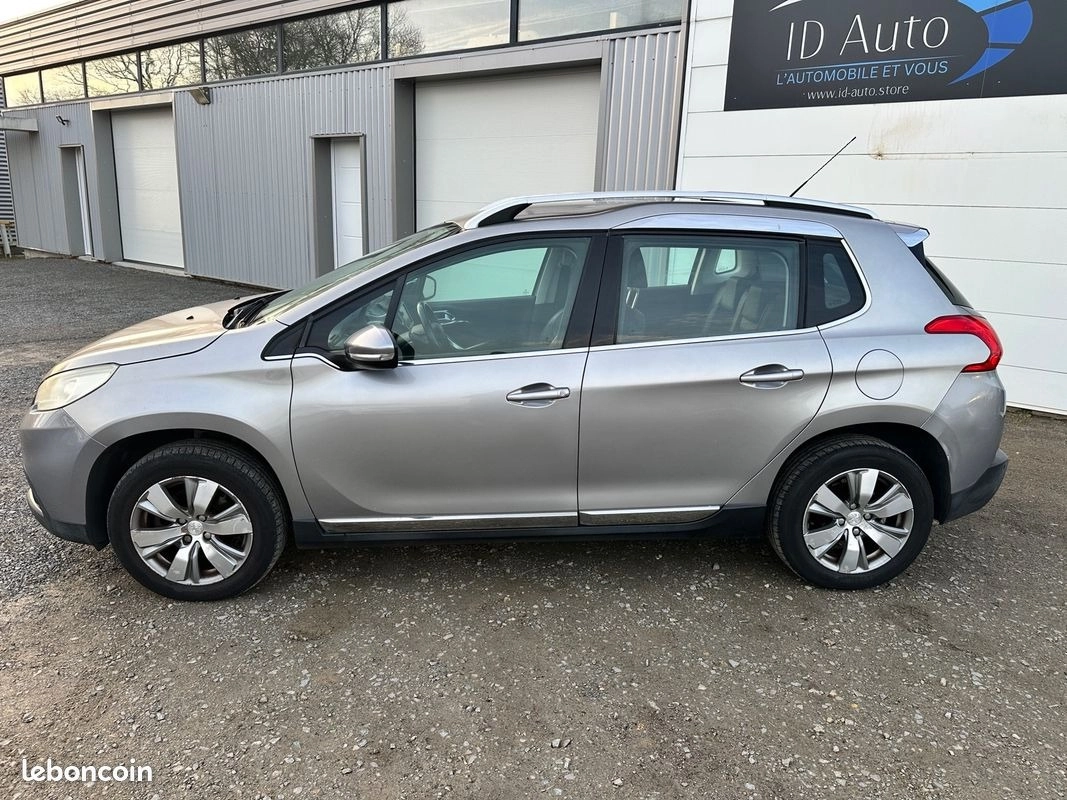 Peugeot 2008 GENERATION-I 1.6 E-HDI 115 ALLURE GARANTIE 12 MOIS — photo 2