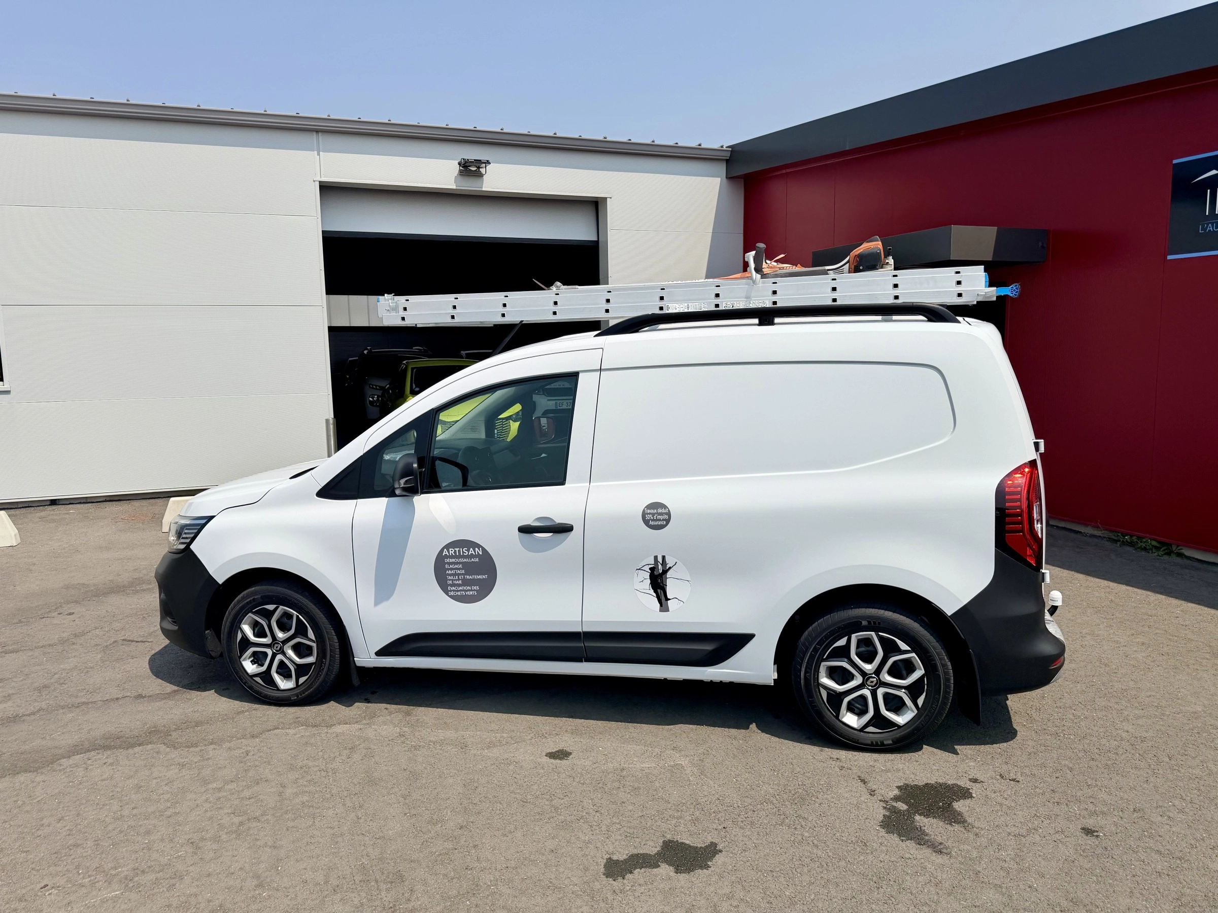 Renault Kangoo COMBI 1.5 BLUEDCI 115 Grand confort Garantie 12 mois COMBI 1.5 BLUEDCI 115 INTENS — photo 3