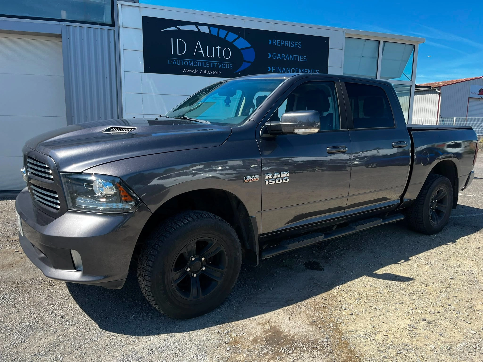 Dodge Ram 1500 5.7 400 SPORT 4WD BVA GARANTIE 12 MOIS 1500 CREW CAB 5.7 400 SPORT 4WD BVA