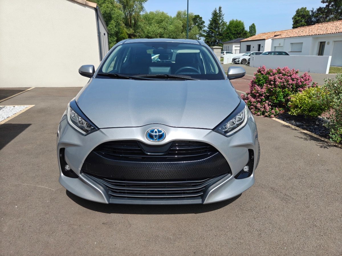 Toyota Yaris 1.5 114H 90 HYBRID EDITION SPECIALE JEUX OLYMPIQUE - GARANTIE 12 MOIS 1.5 114H 90 HYBRID FULL-HYBRID 0.8KWH DESIGN BVA — photo 2