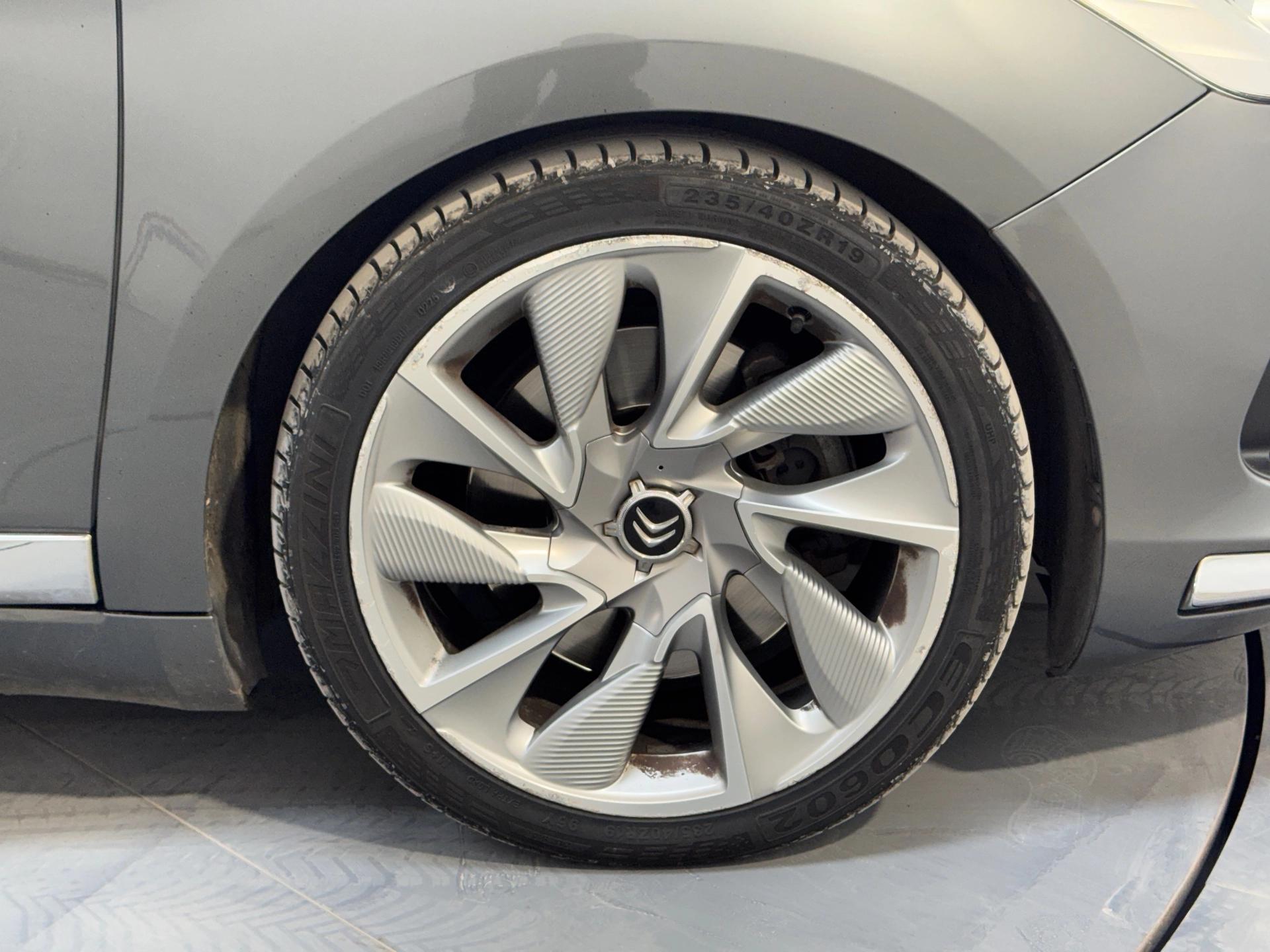 Ds Automobiles Ds 5