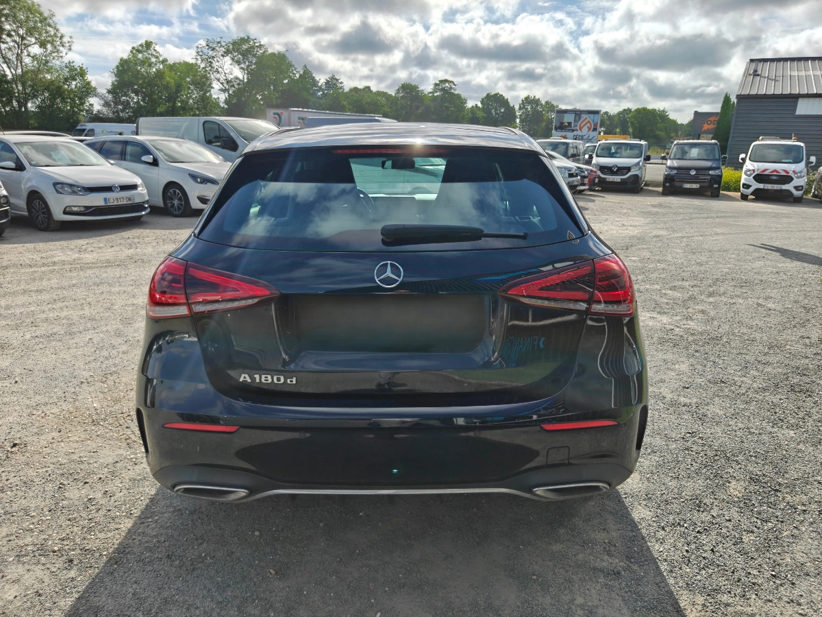 Mercedes Classe A 2.0 180 D 115 AMG LINE 8G-DCT BVA - GARANTIE 12 MOIS — photo 4