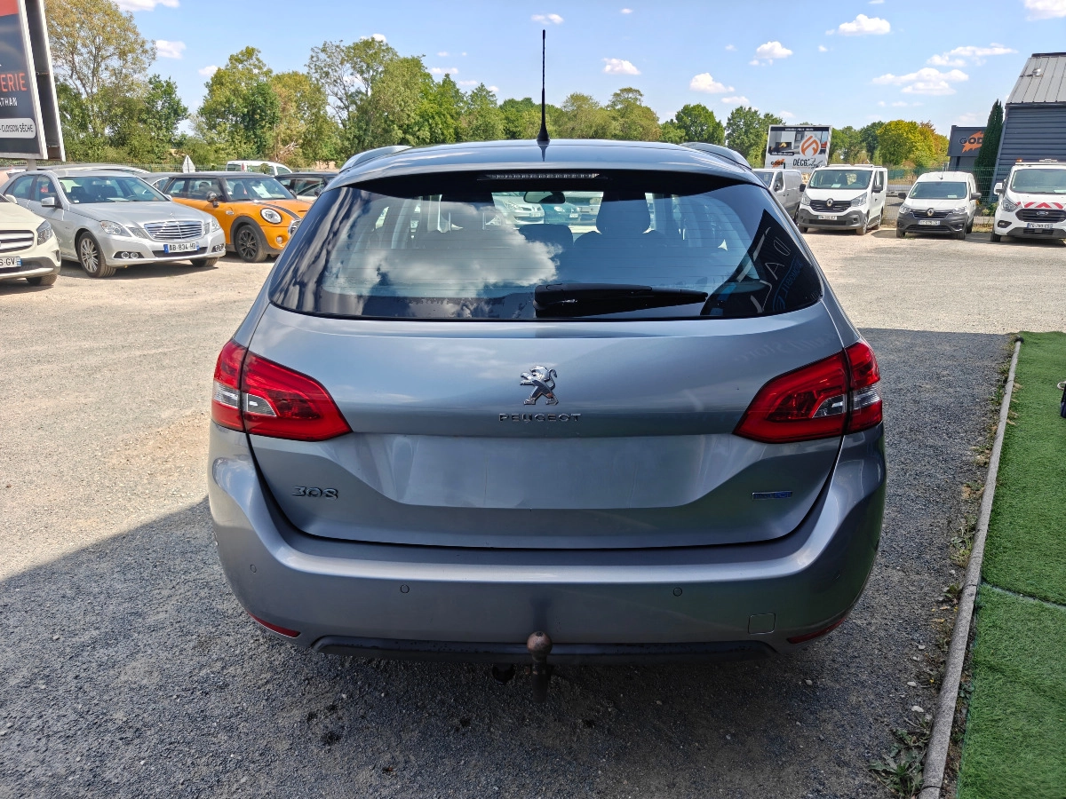 Peugeot 308 GENERATION-II 2.0 BLUEHDI 150 ALLURE — photo 4