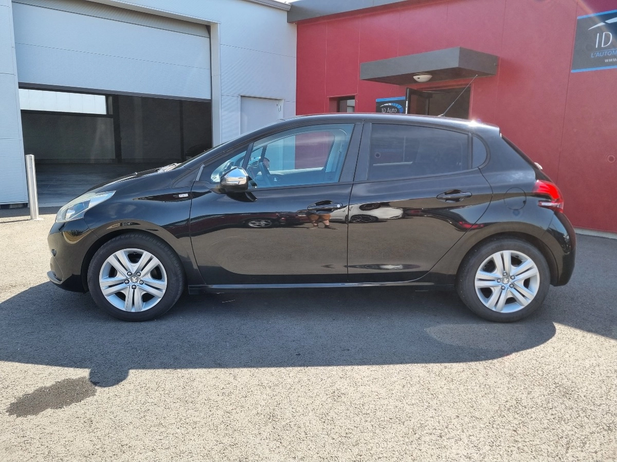 Peugeot 208 1.2 VTI 80 Style, Distribution à jour, Garanti 1 an, Très bel état de présentation. GENERATION-I 1.2 VTI 80 STYLE — photo 2