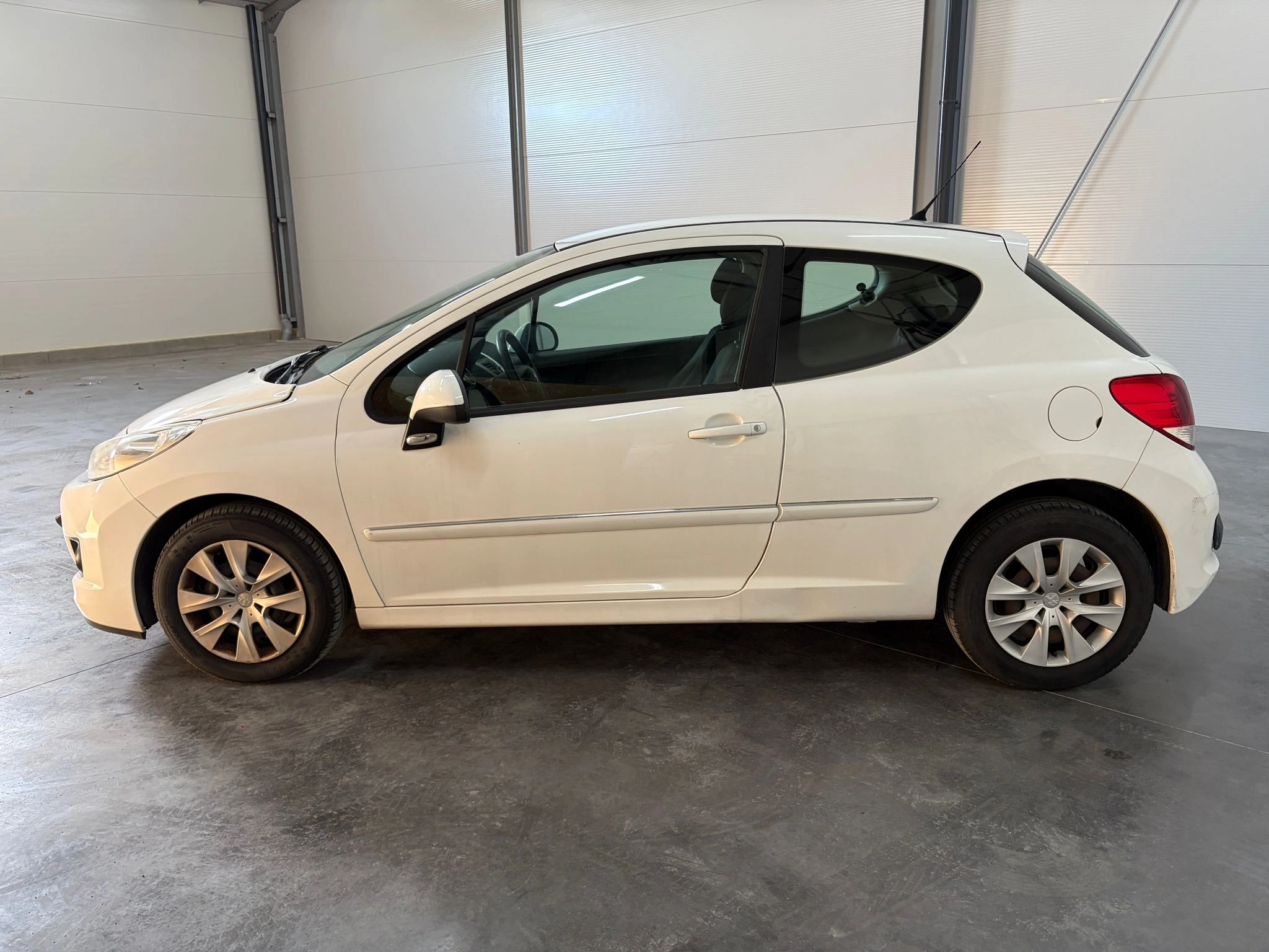 Peugeot 207 + 1.4 75 ACCESS - Garantie 12 mois — photo 2