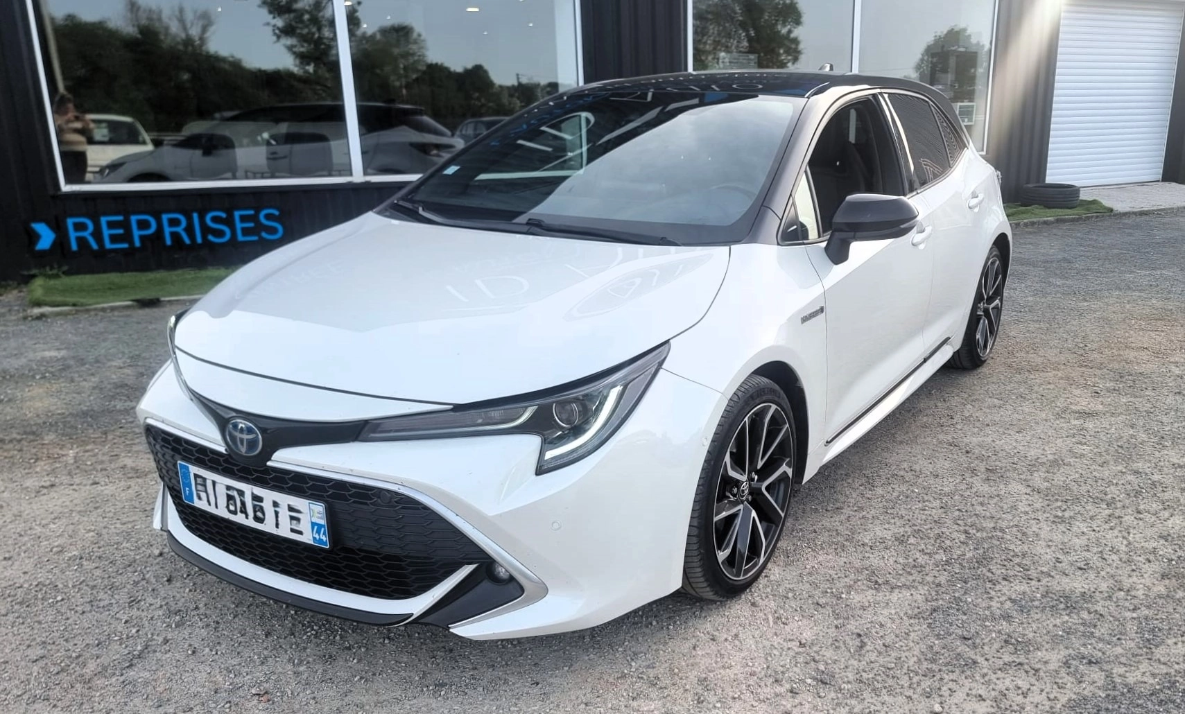 Toyota Corolla 1.8 122H 100 HYBRID FULL-HYBRID COLLECTION BVA — photo 3