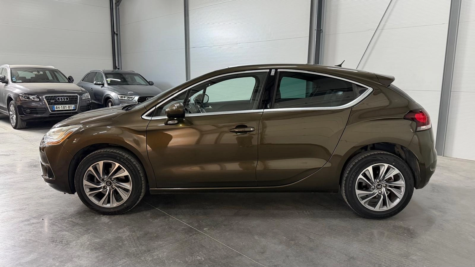 Ds Automobiles Ds 4 / Garantie 12 mois 1.6 HDI 115 DARK TOP — photo 2